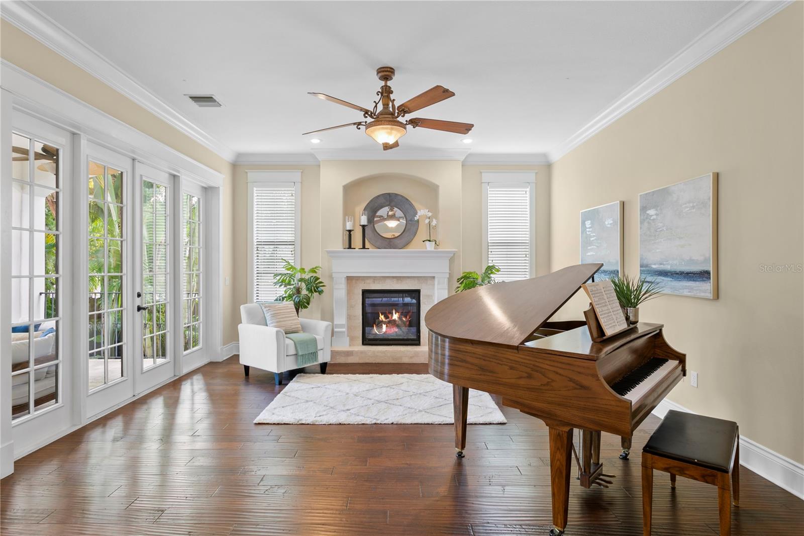 Image 7 of 47 For 601 Bosphorous Avenue