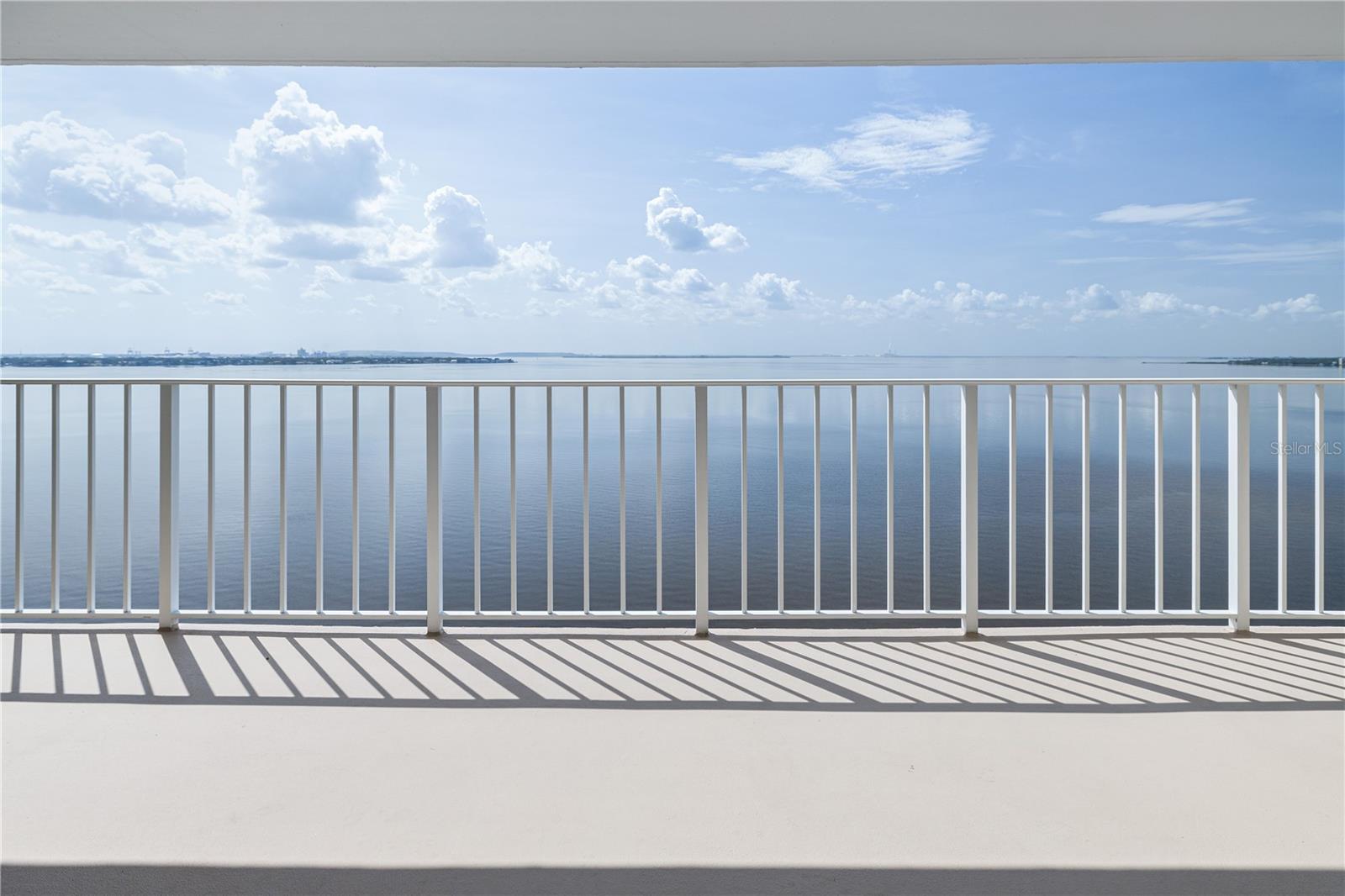 Image 12 of 33 For 2611 Bayshore Boulevard 1201