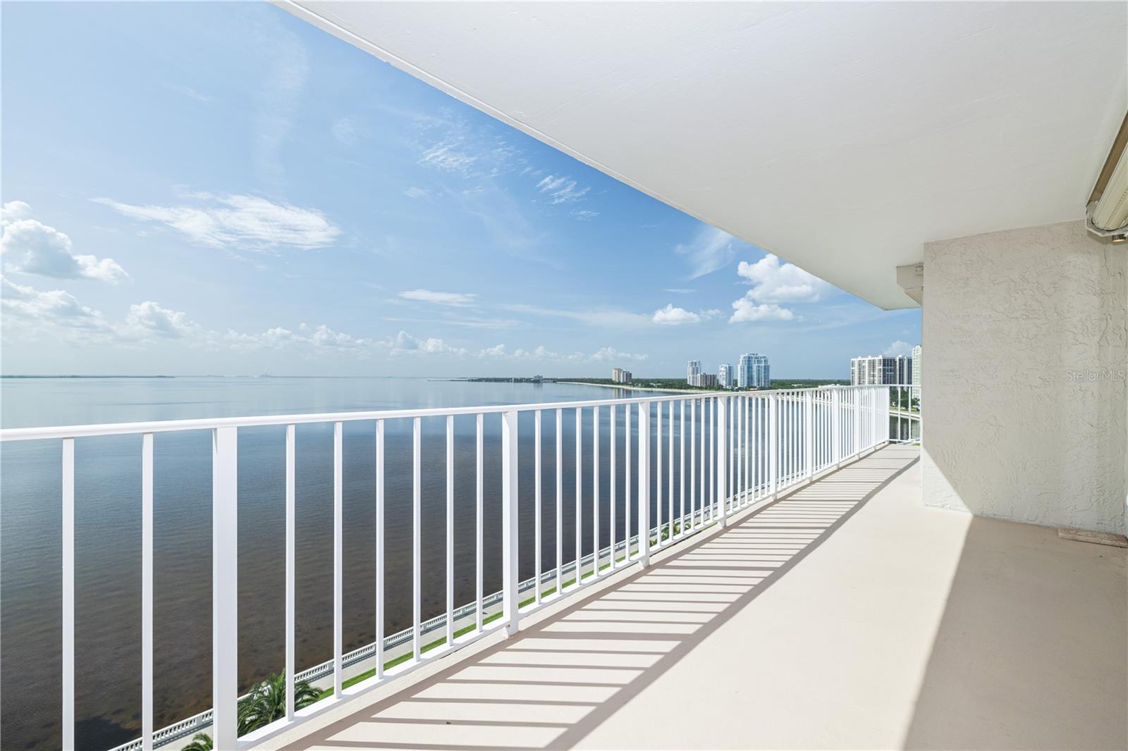 Image 17 of 33 For 2611 Bayshore Boulevard 1201