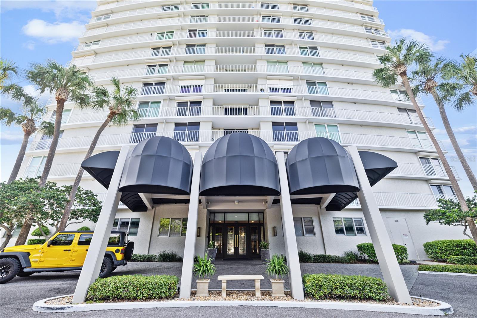 Image 30 of 33 For 2611 Bayshore Boulevard 1201