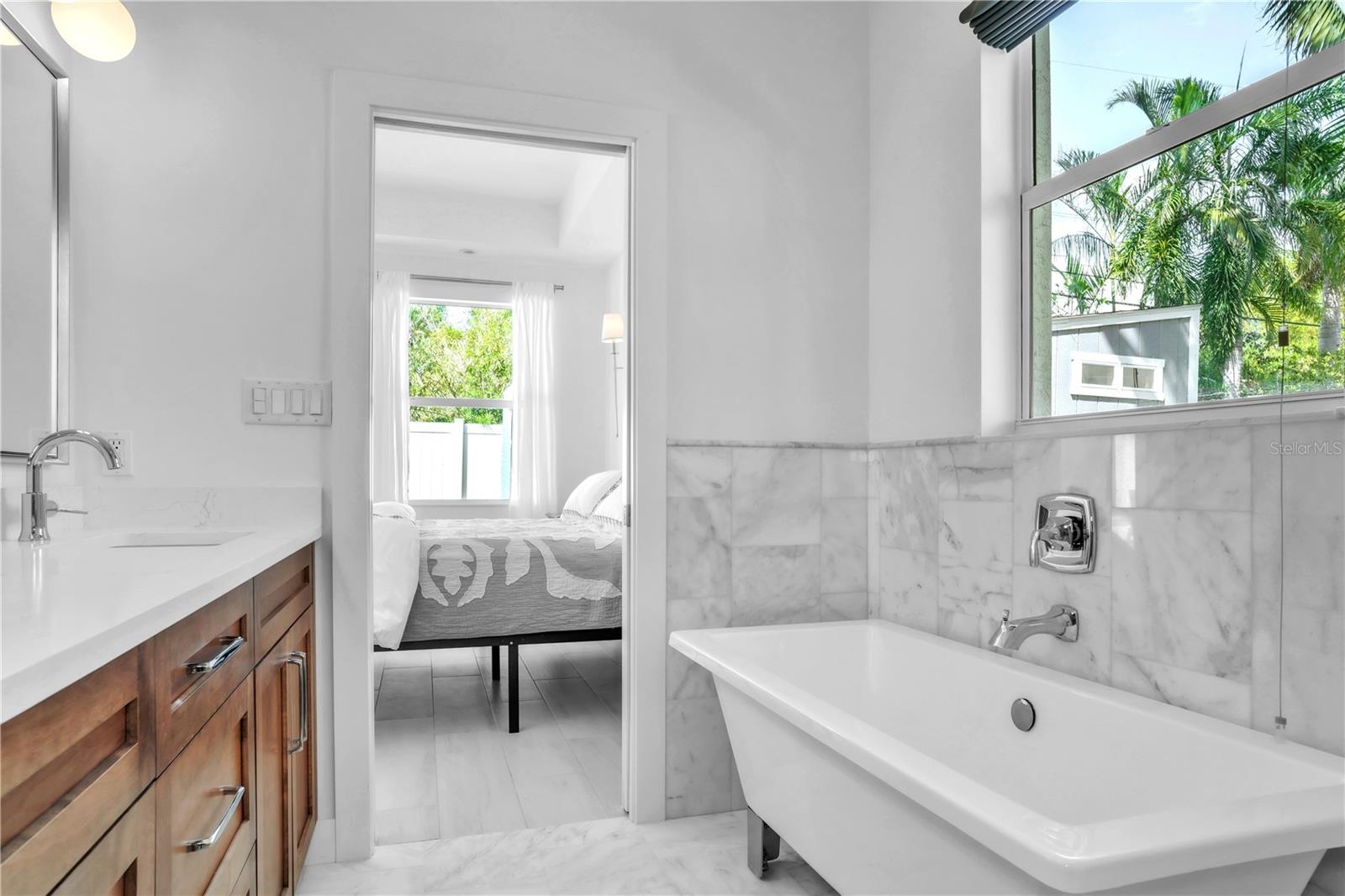 Image 25 of 35 For 349 Belleair Drive Ne