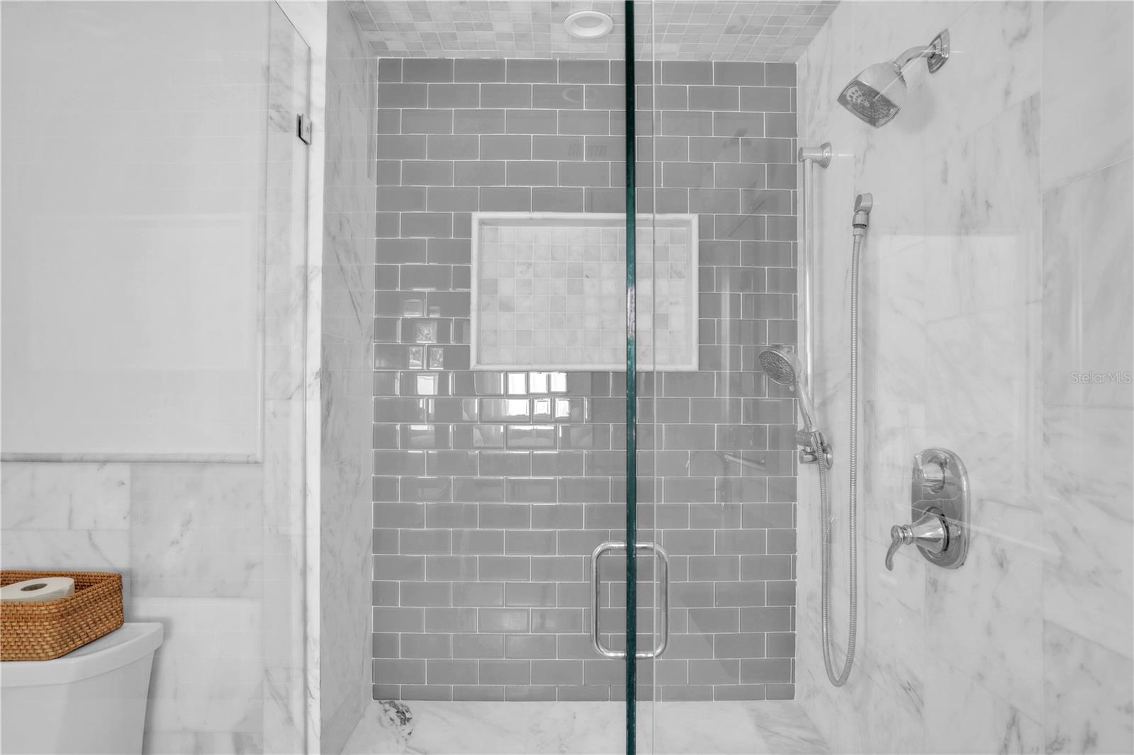 Image 28 of 35 For 349 Belleair Drive Ne