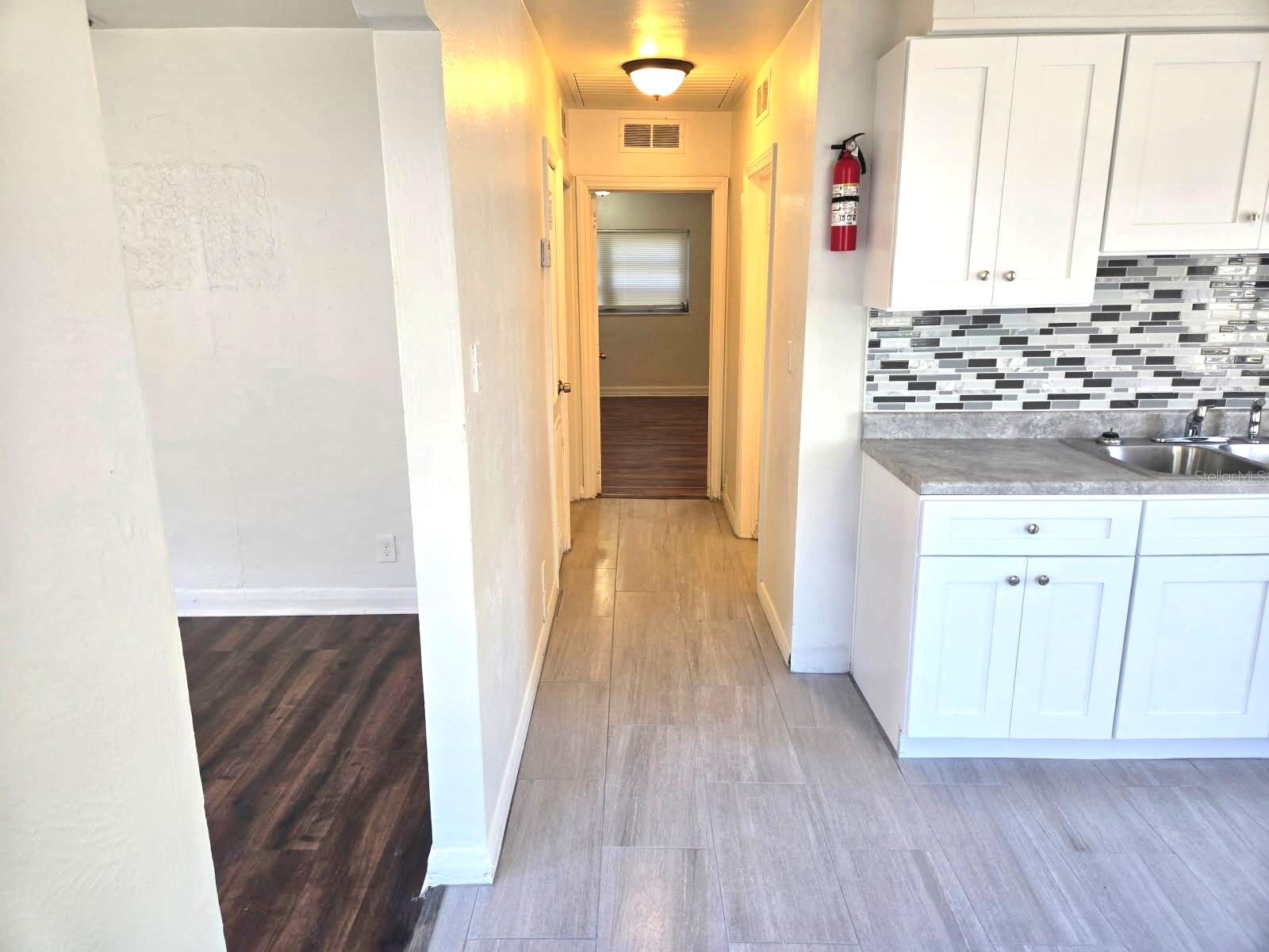Image 8 of 12 For 3405 21st Avenue 1