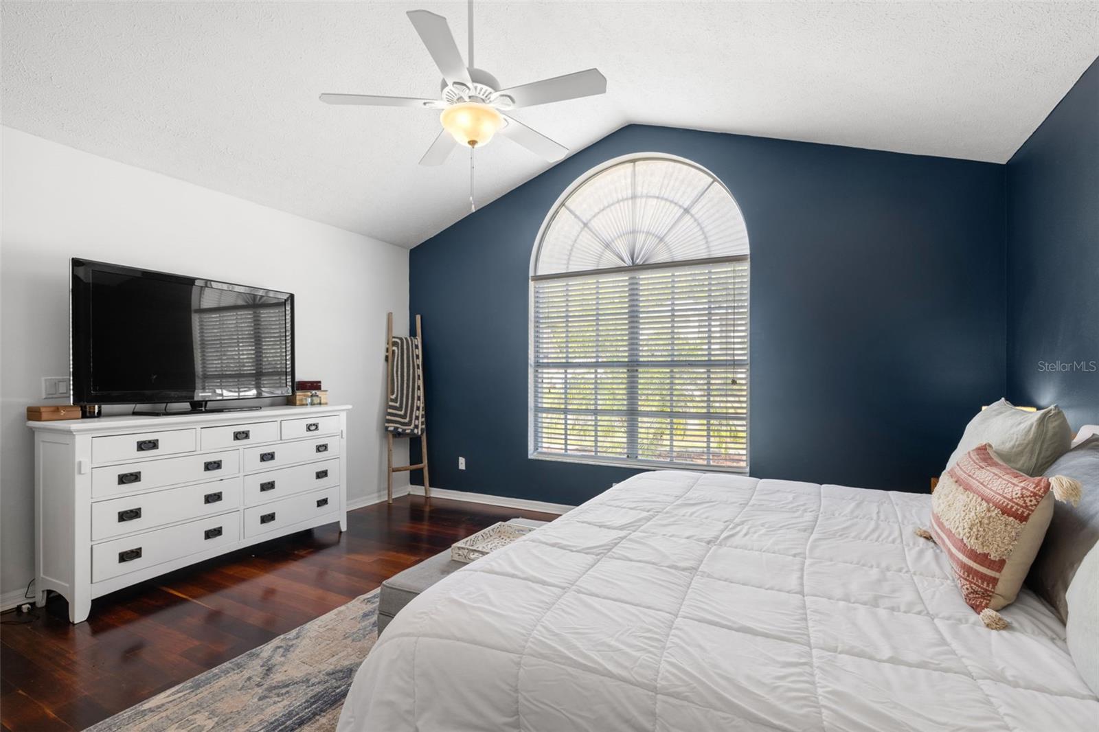 Image 27 of 60 For 15112 Golden Eagle Way