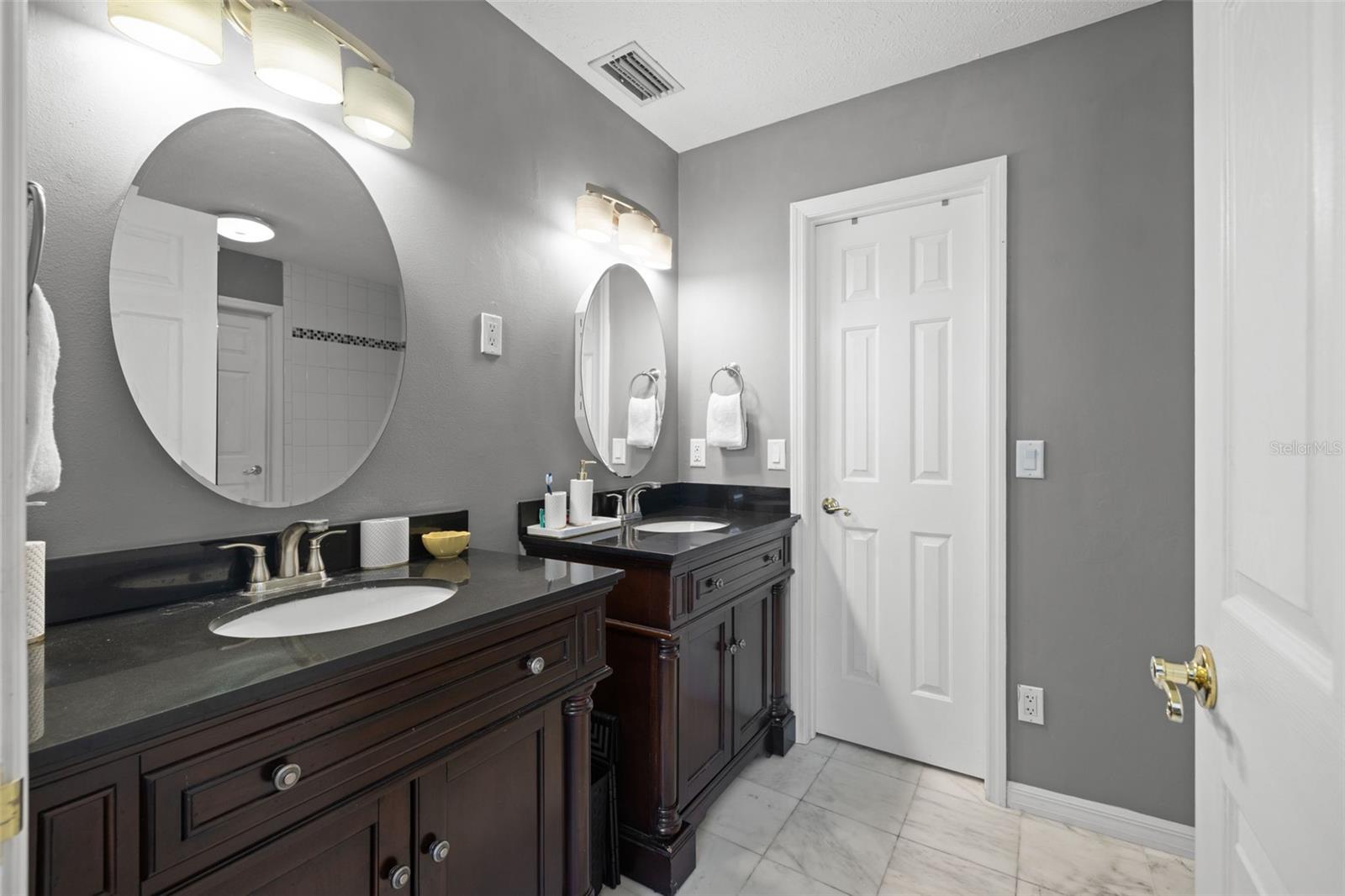 Image 28 of 60 For 15112 Golden Eagle Way