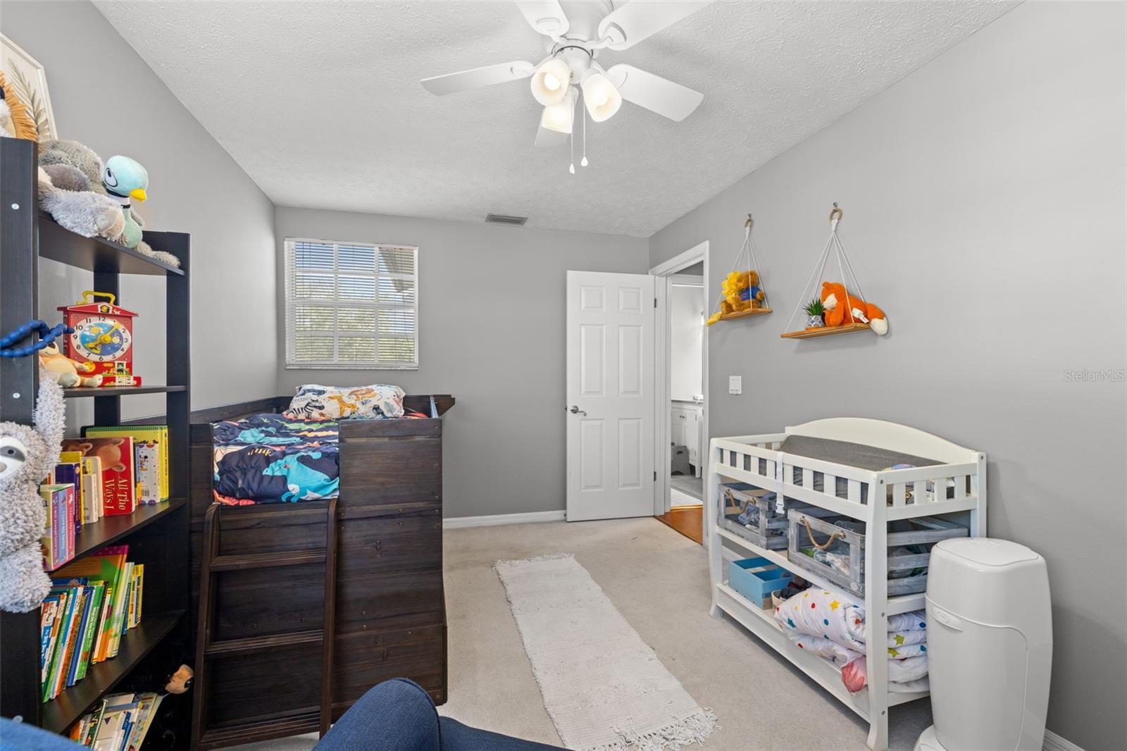Image 35 of 60 For 15112 Golden Eagle Way