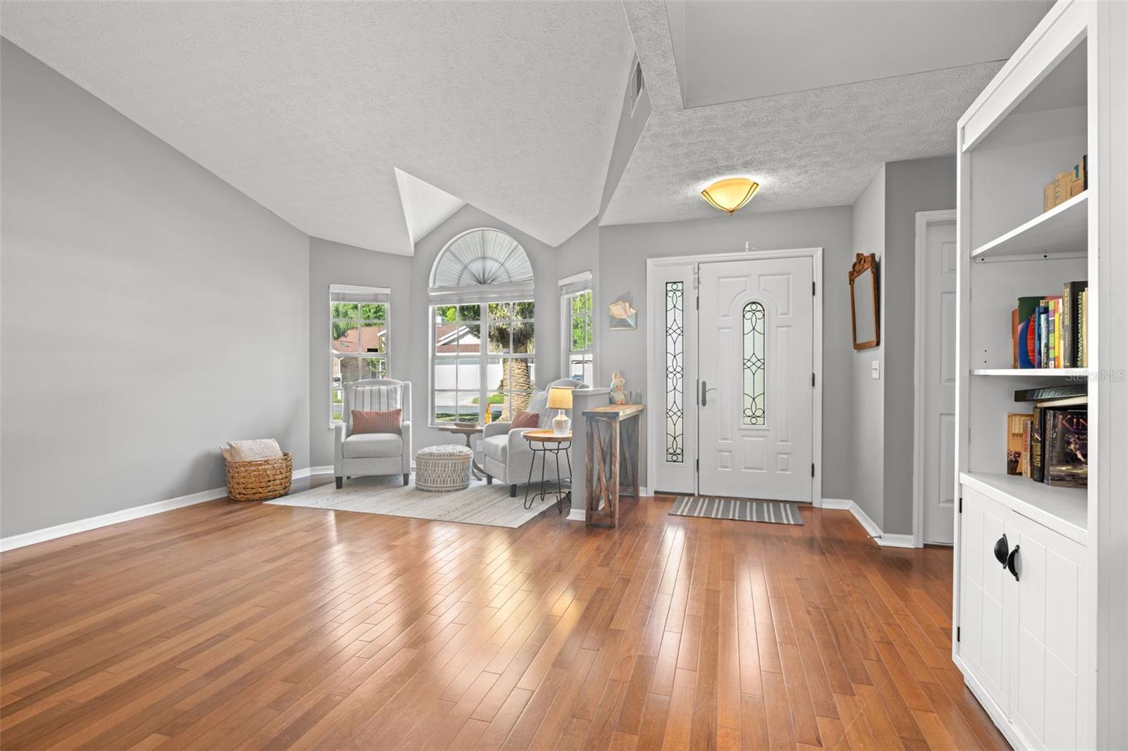 Image 6 of 60 For 15112 Golden Eagle Way
