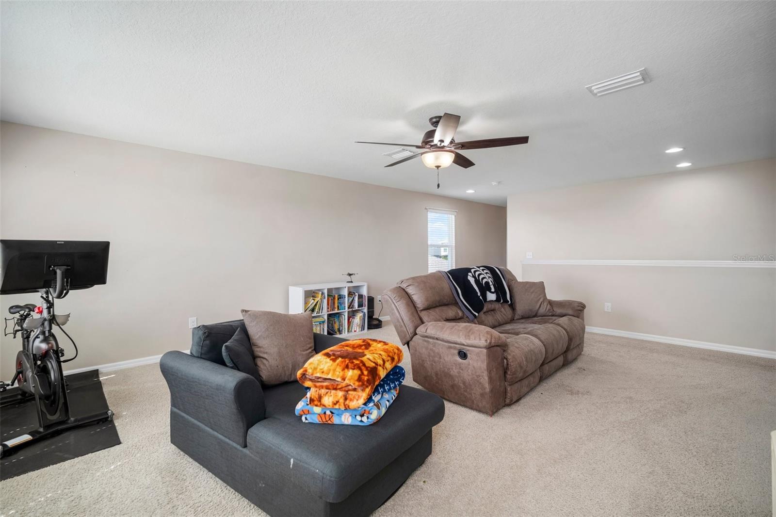 Image 37 of 86 For 6413 Triton Lane