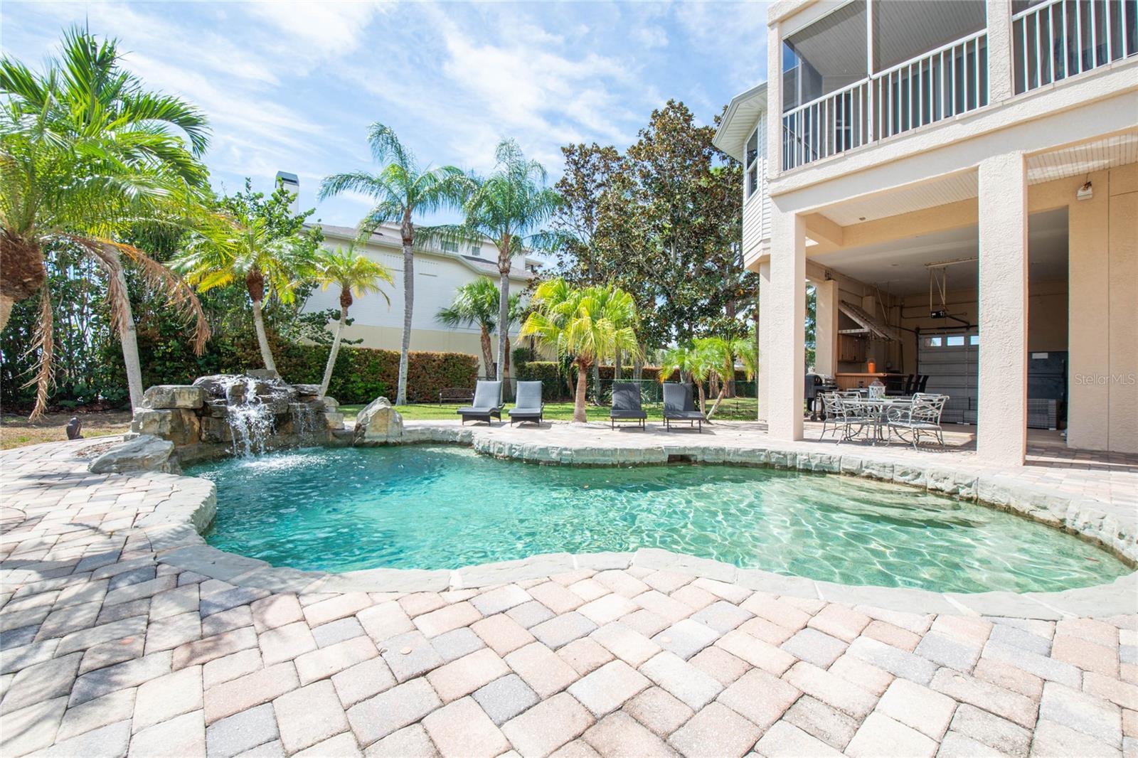 Image 41 of 77 For 1661 Sea Breeze Drive