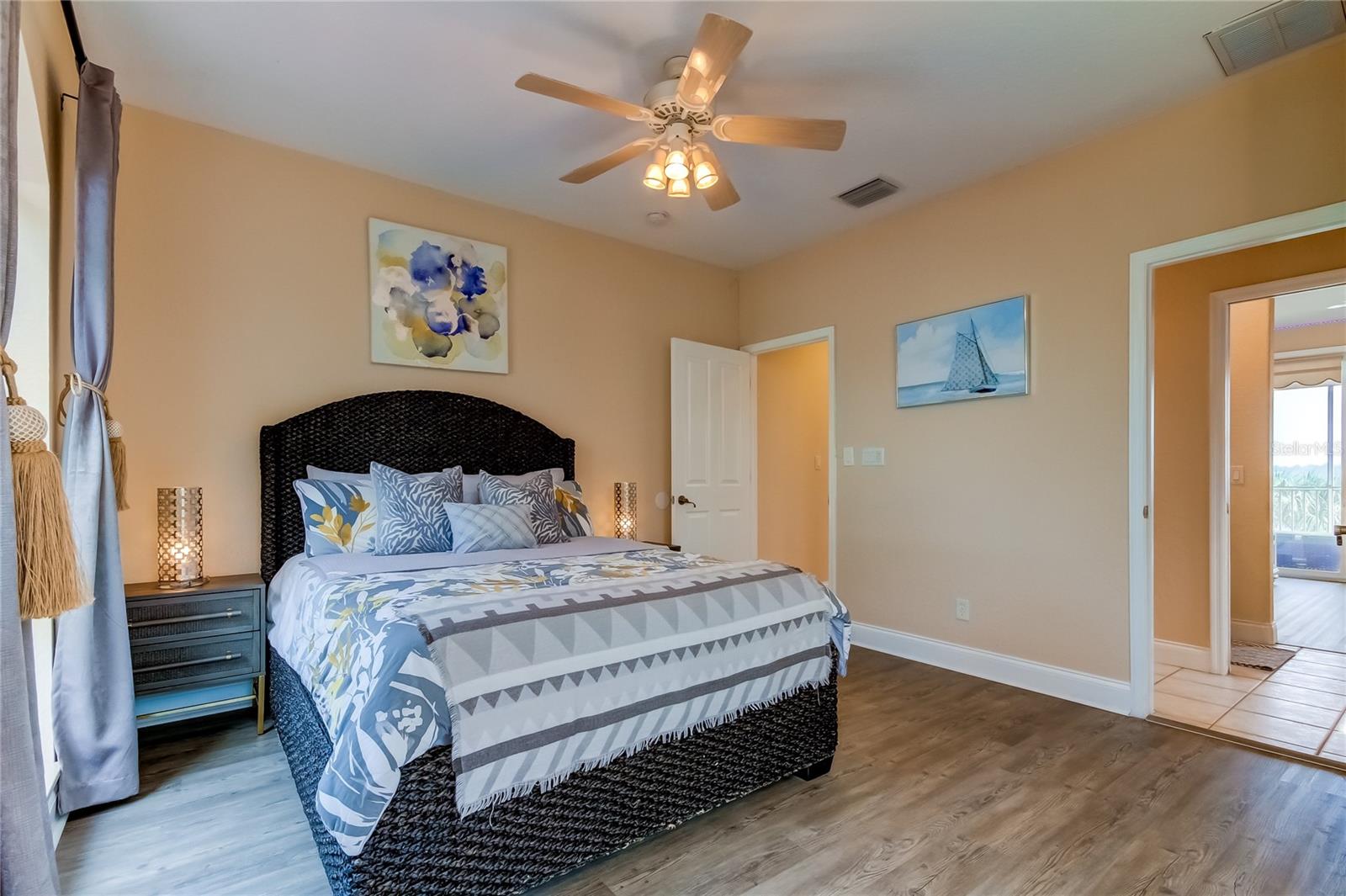 Image 49 of 77 For 1661 Sea Breeze Drive