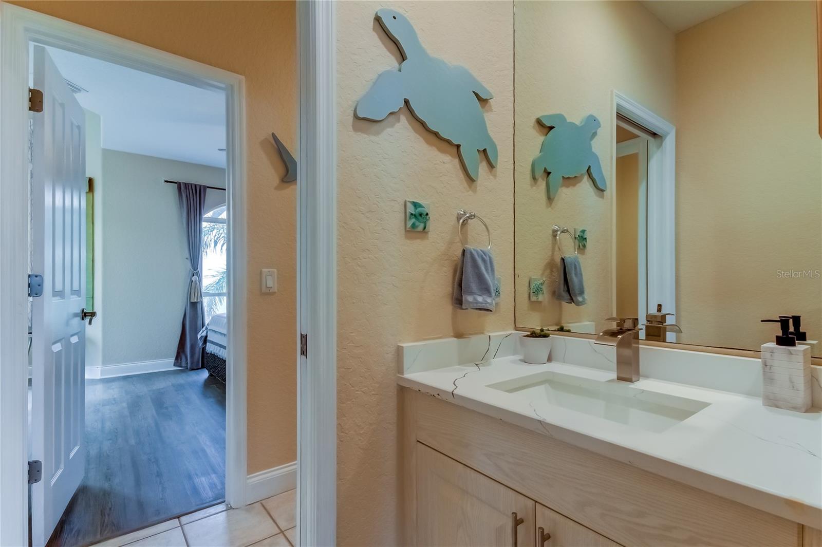 Image 54 of 77 For 1661 Sea Breeze Drive