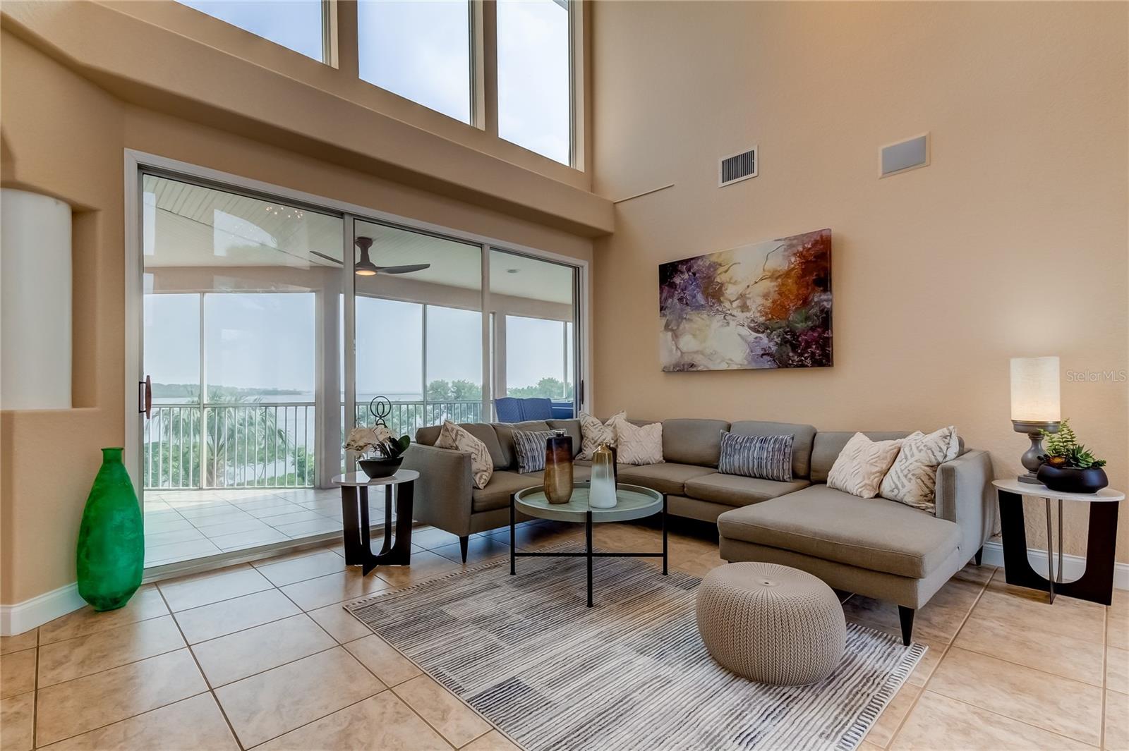 Image 7 of 77 For 1661 Sea Breeze Drive