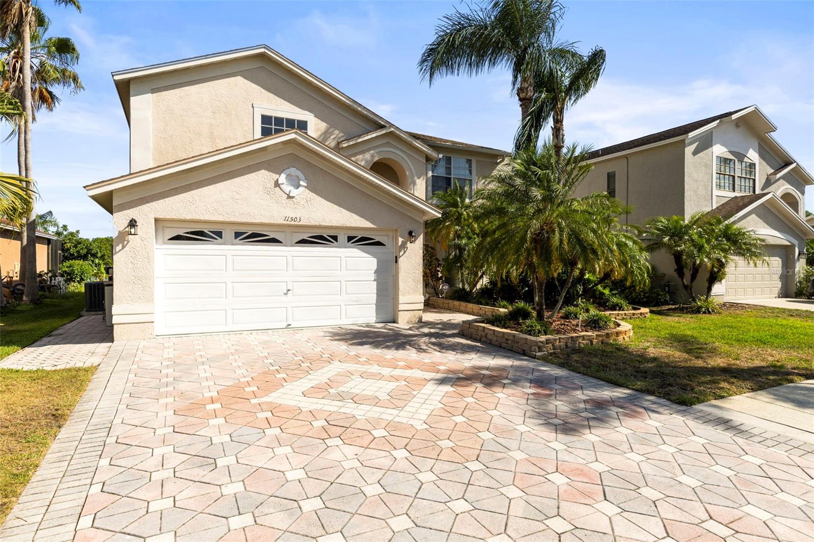 Image 2 of 67 For 11503 Whispering Hollow Drive