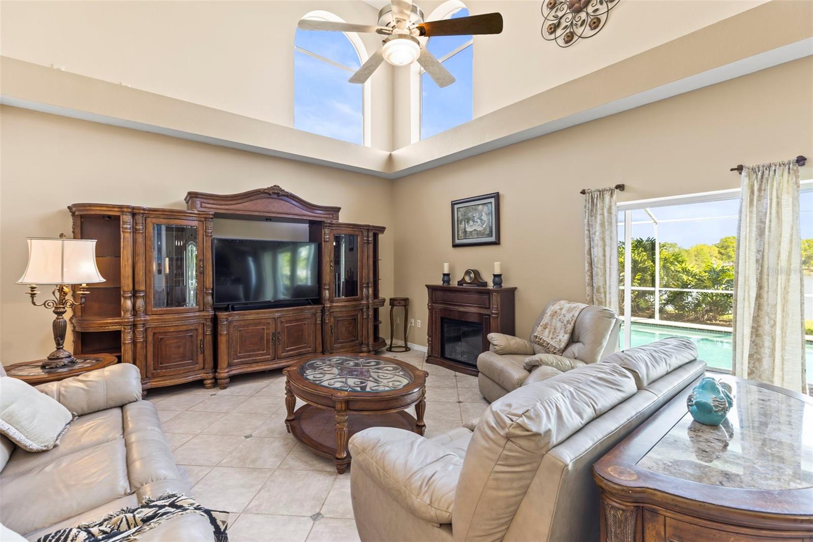 Image 20 of 67 For 11503 Whispering Hollow Drive