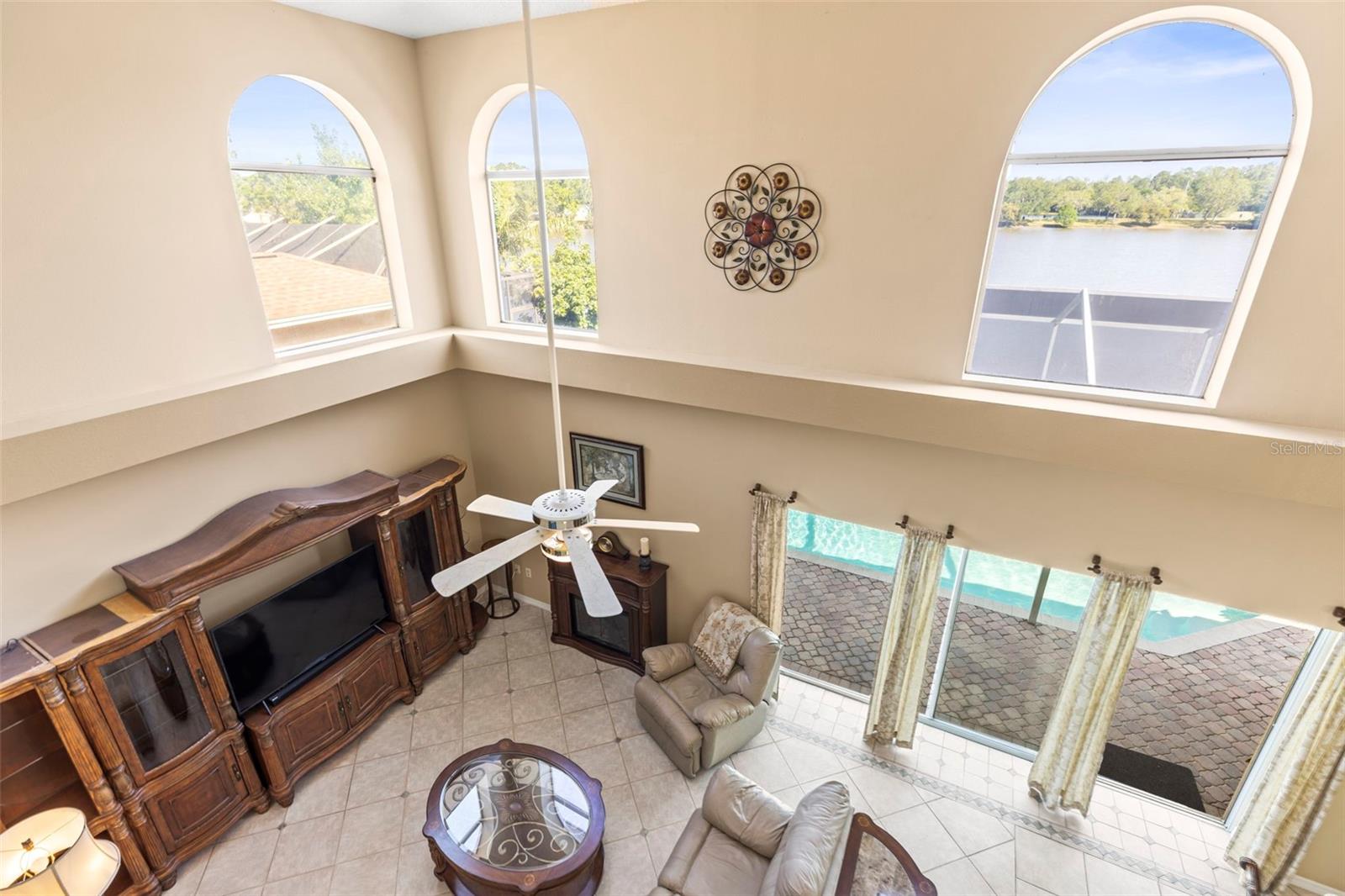 Image 39 of 67 For 11503 Whispering Hollow Drive