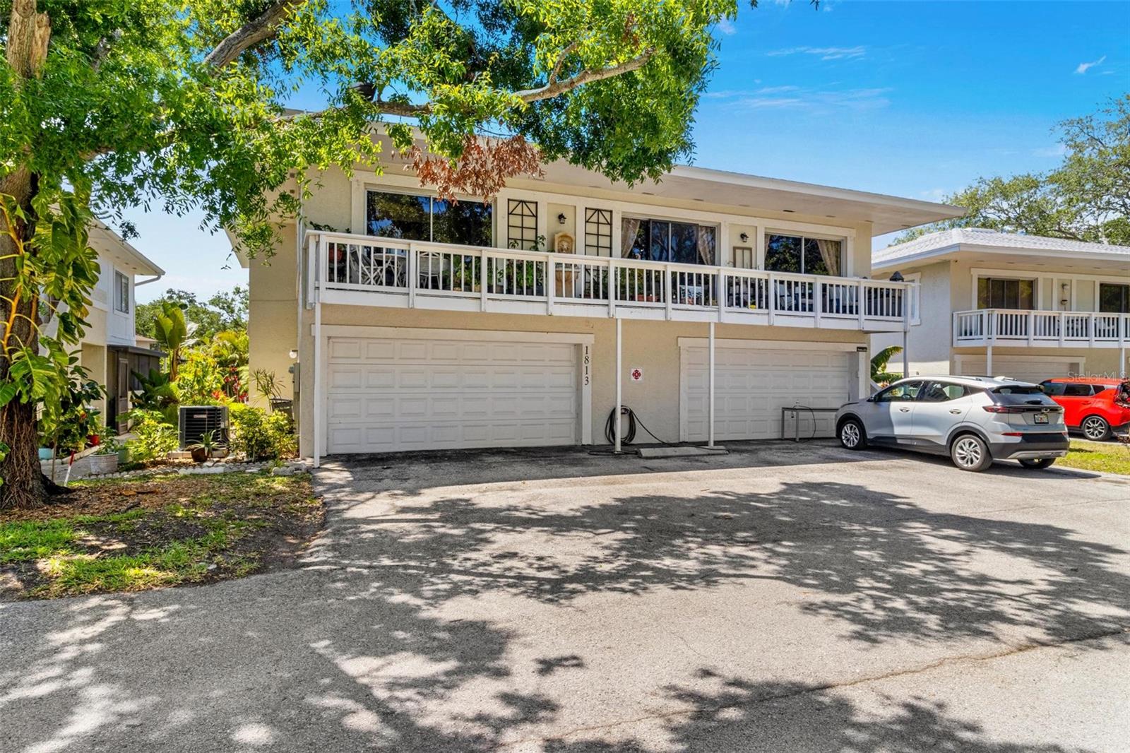 Listing photo id 21 for 1813 Bough Avenue B