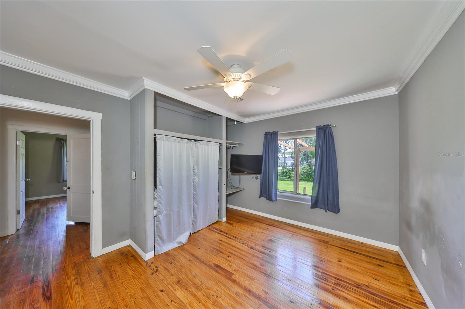 Image 27 of 68 For 10824 Palmetto Street