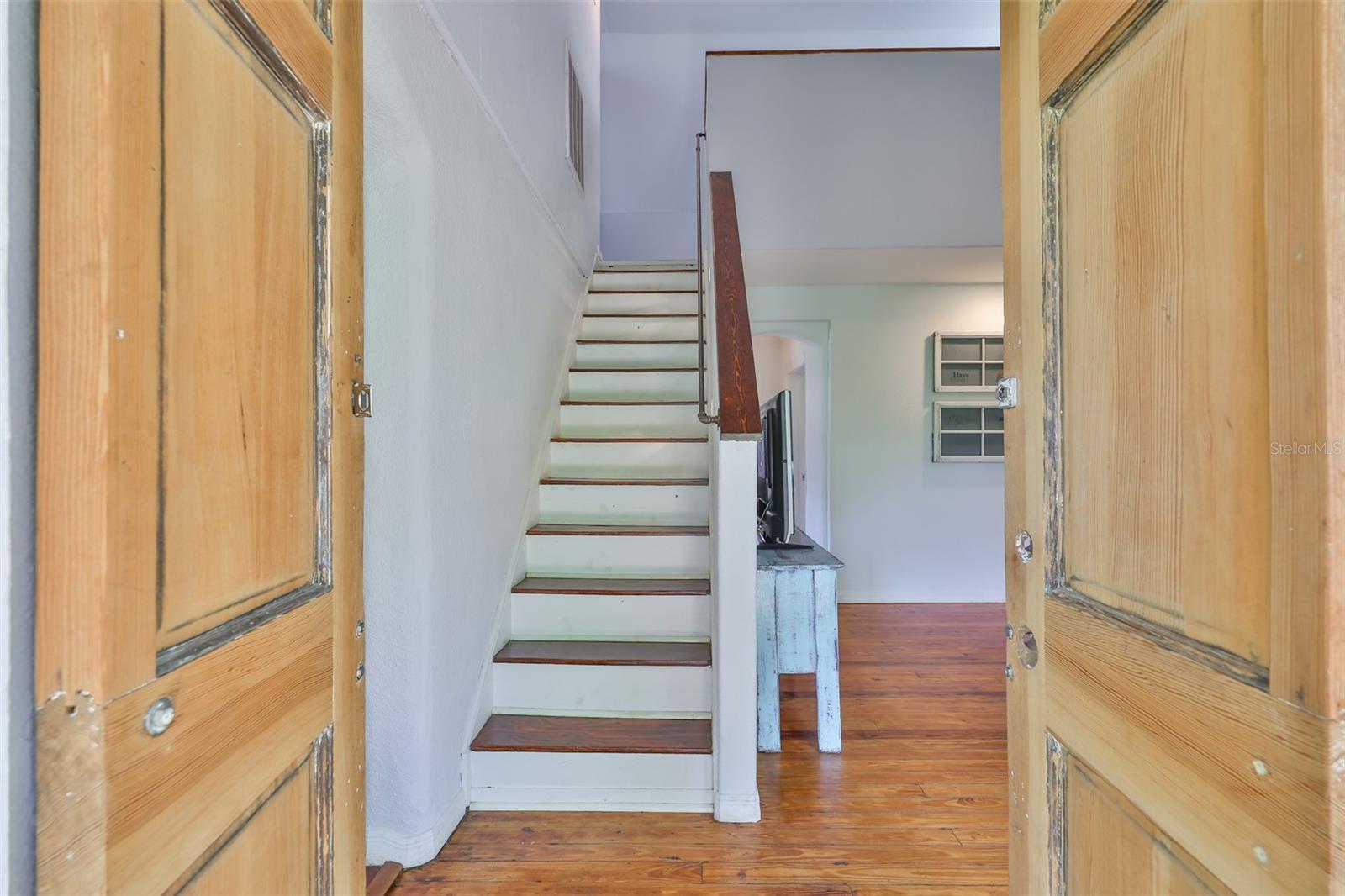 Image 5 of 68 For 10824 Palmetto Street