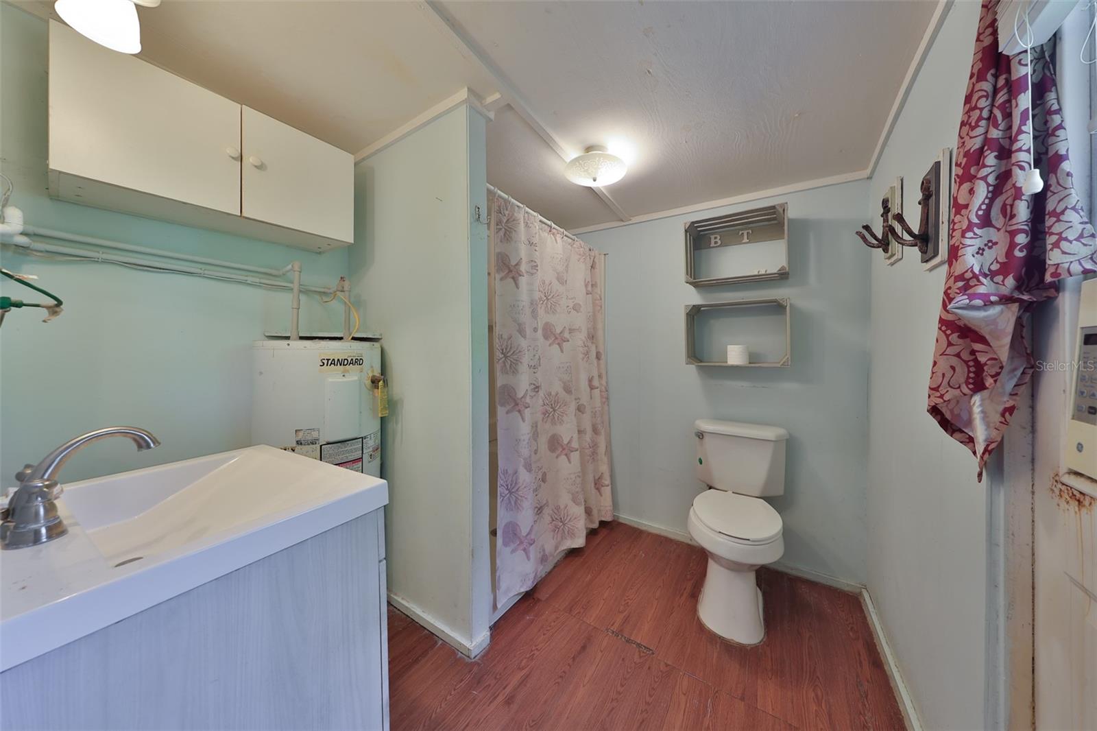 Image 54 of 68 For 10824 Palmetto Street