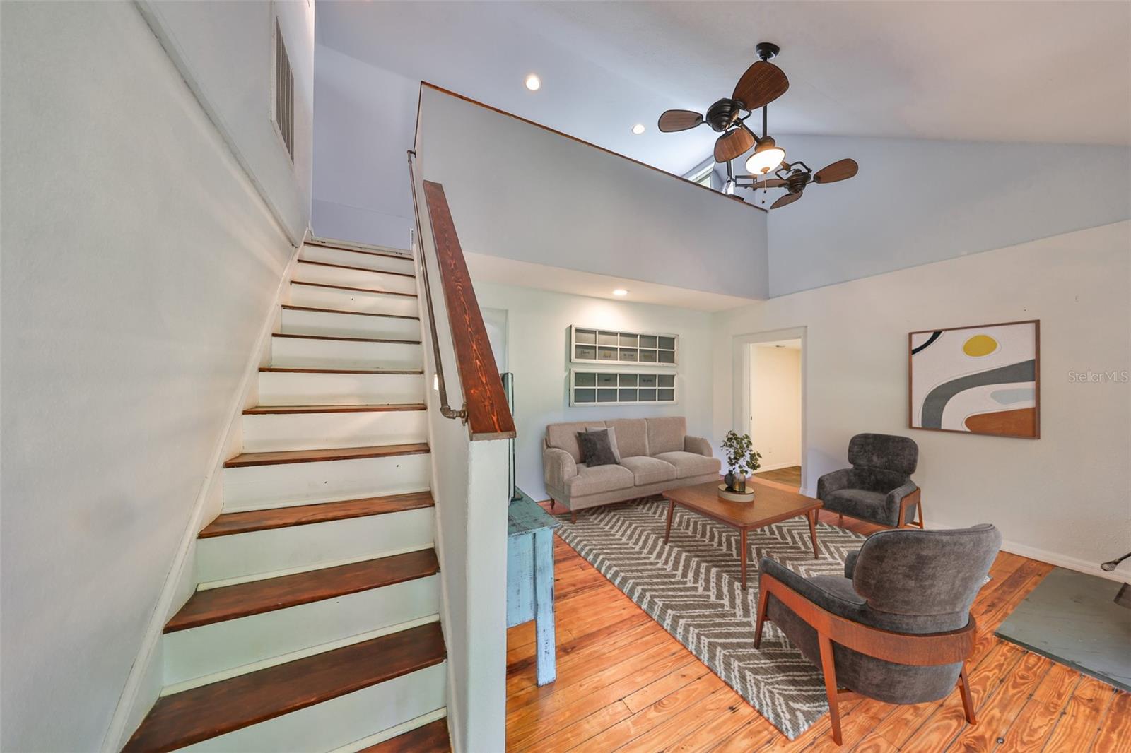 Image 8 of 68 For 10824 Palmetto Street