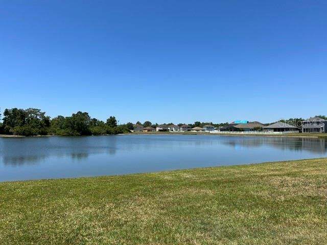 Listing photo id 9 for 20606 Whitewood Way