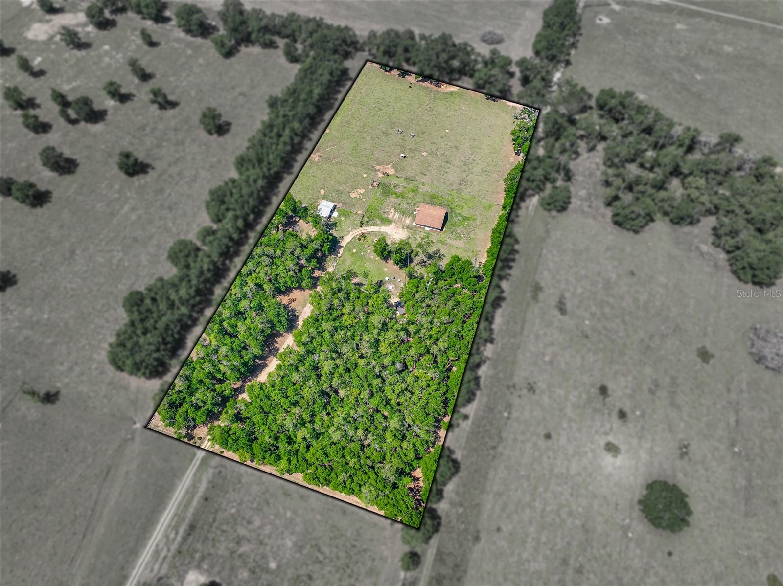 Listing photo id 0 for 35657 Ashley Lane