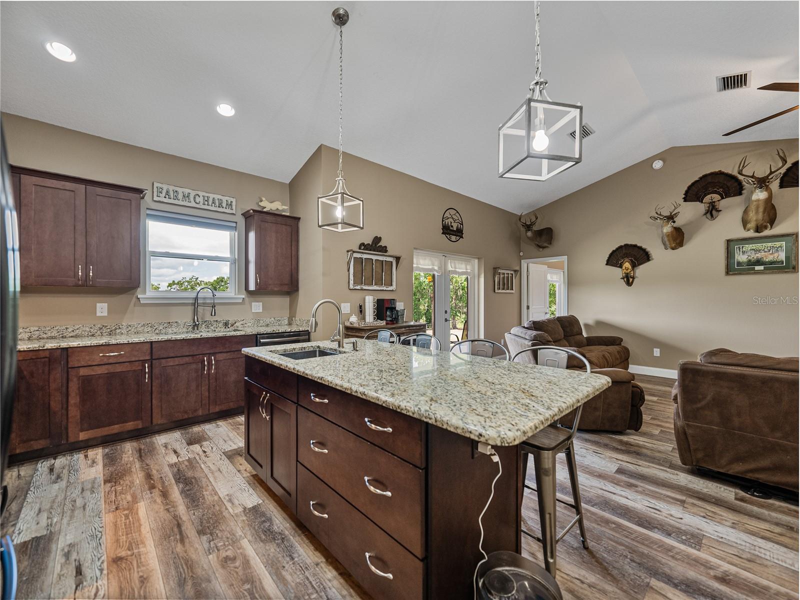 Listing photo id 20 for 35657 Ashley Lane