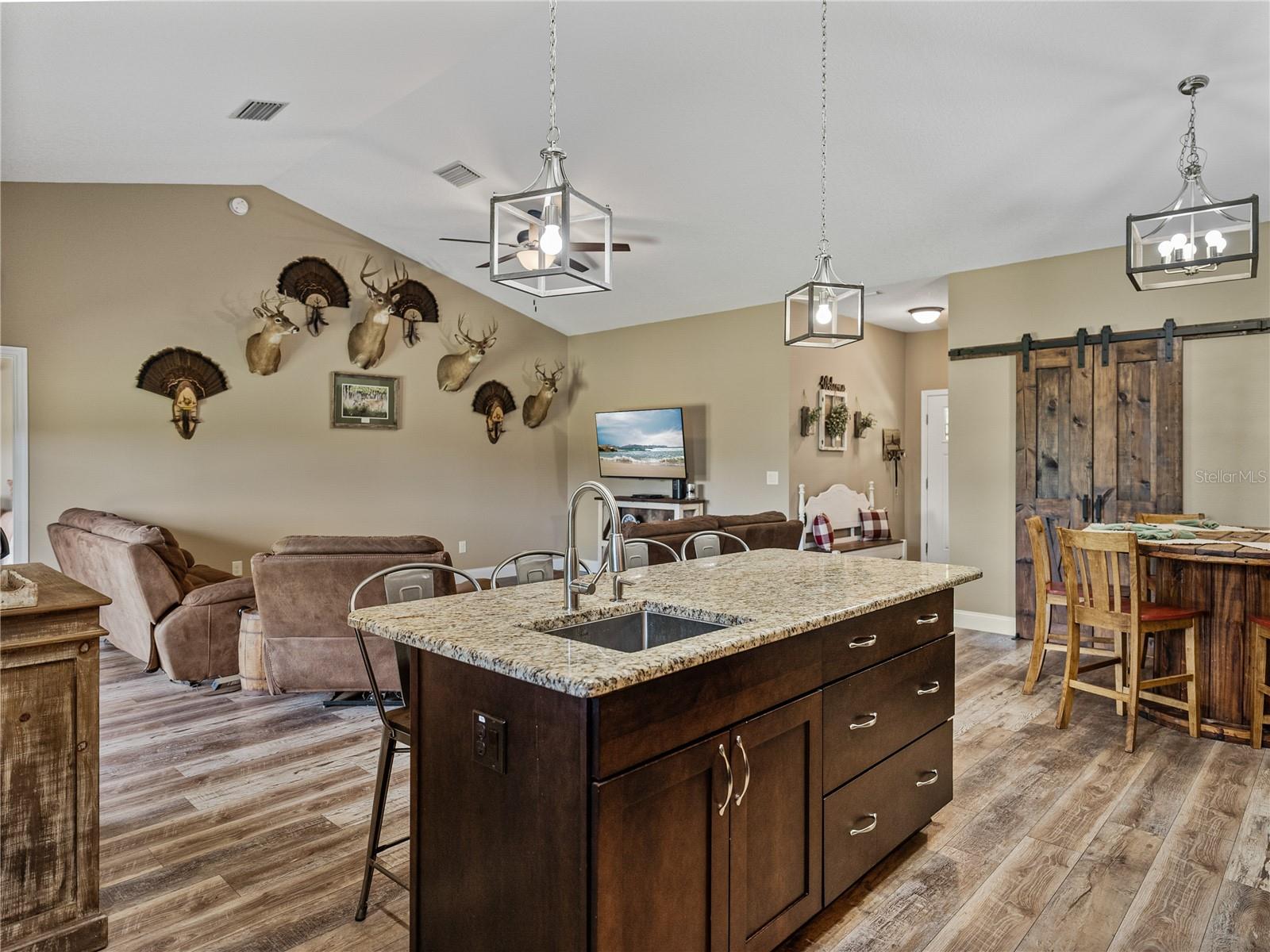 Listing photo id 24 for 35657 Ashley Lane