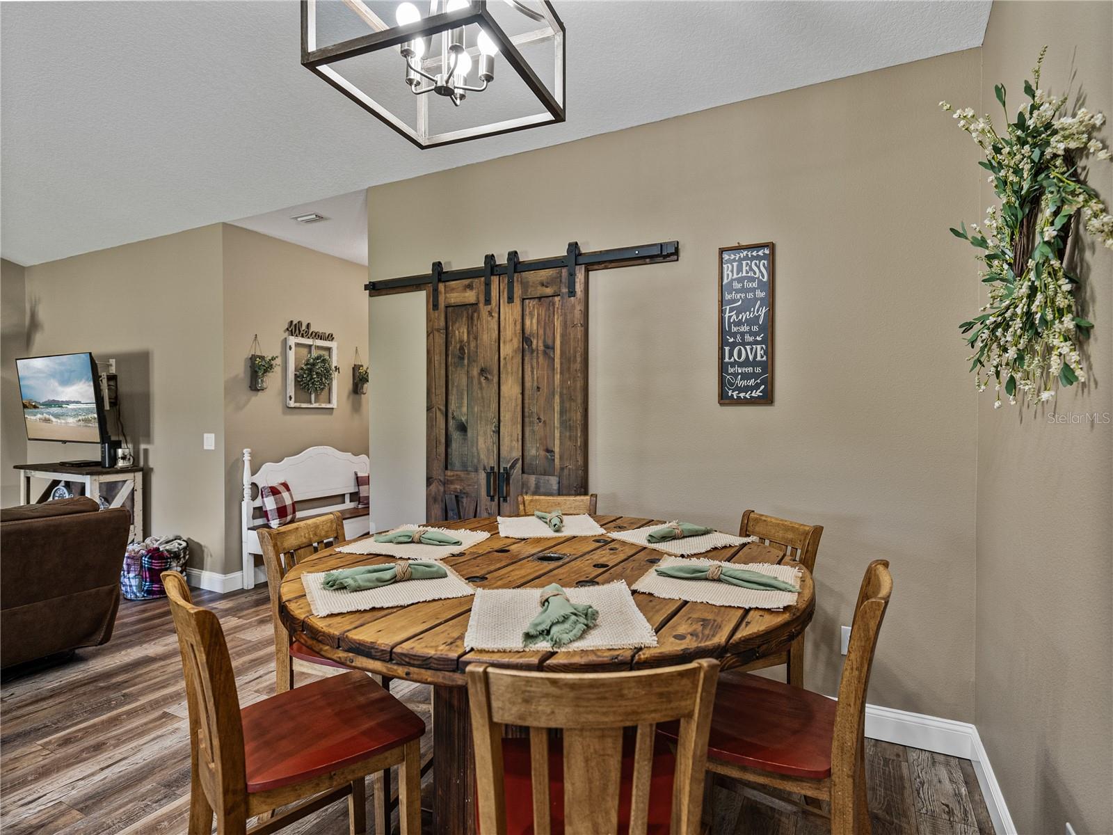 Listing photo id 26 for 35657 Ashley Lane