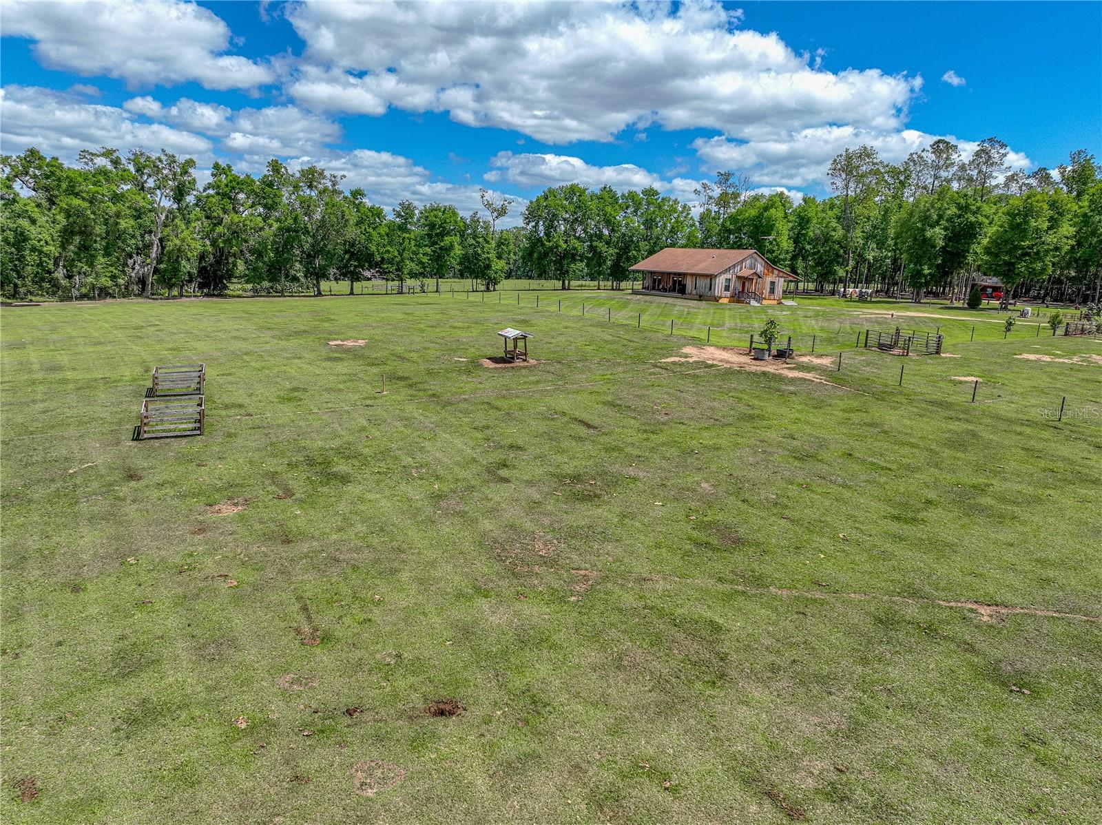 Listing photo id 58 for 35657 Ashley Lane