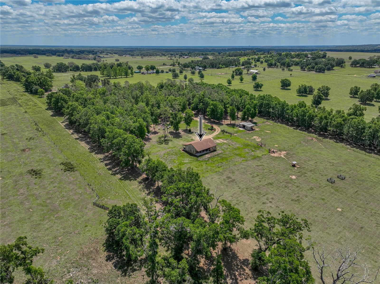 Listing photo id 61 for 35657 Ashley Lane