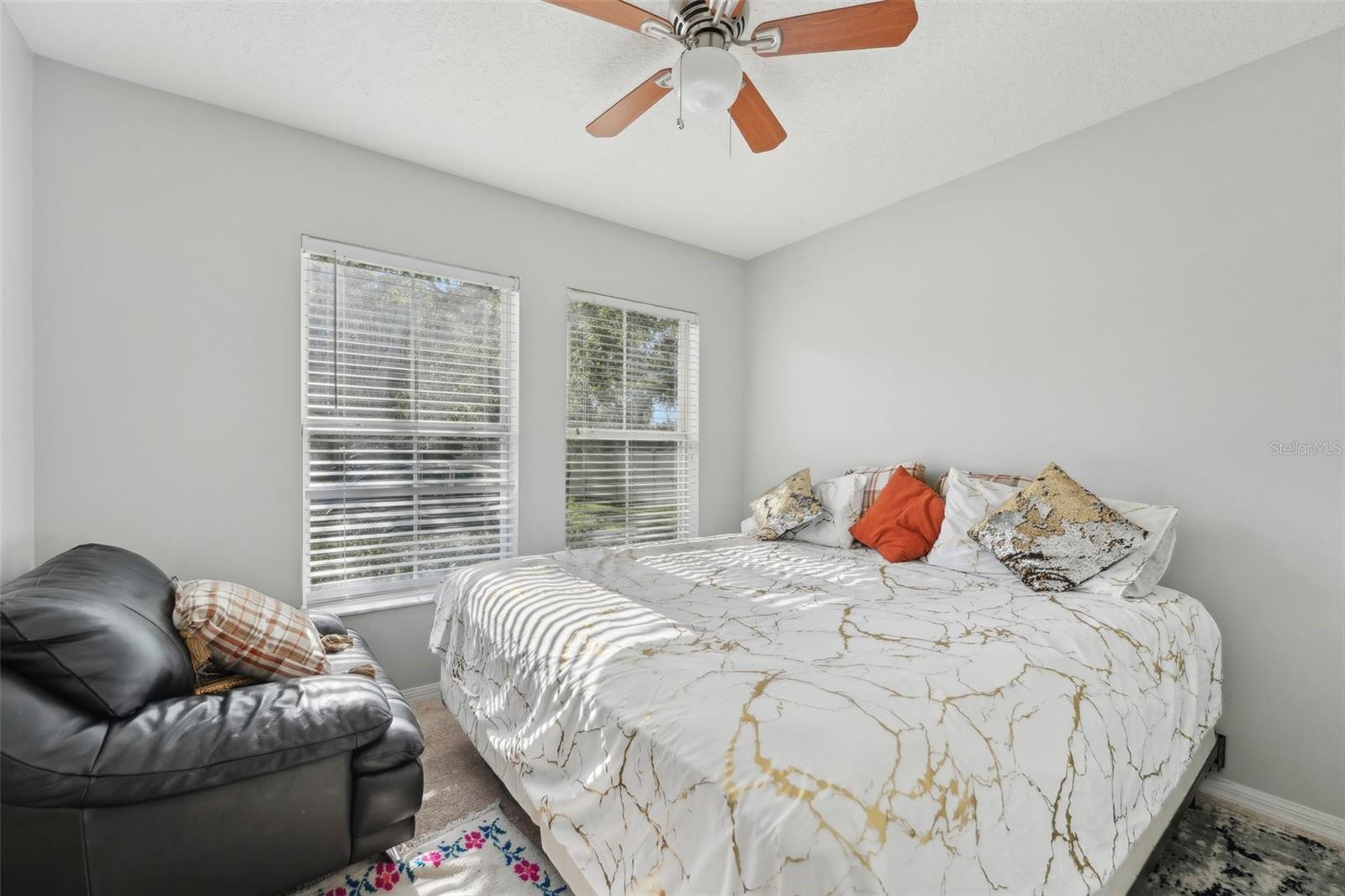Listing photo id 16 for 5302 Aloha Seed Drive