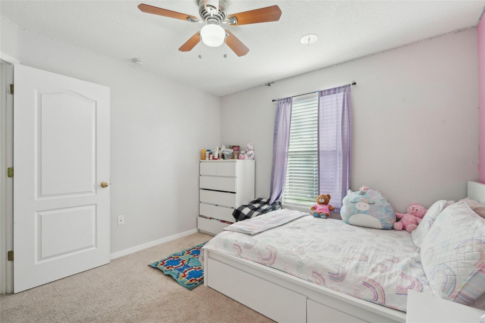 Listing photo id 25 for 5302 Aloha Seed Drive