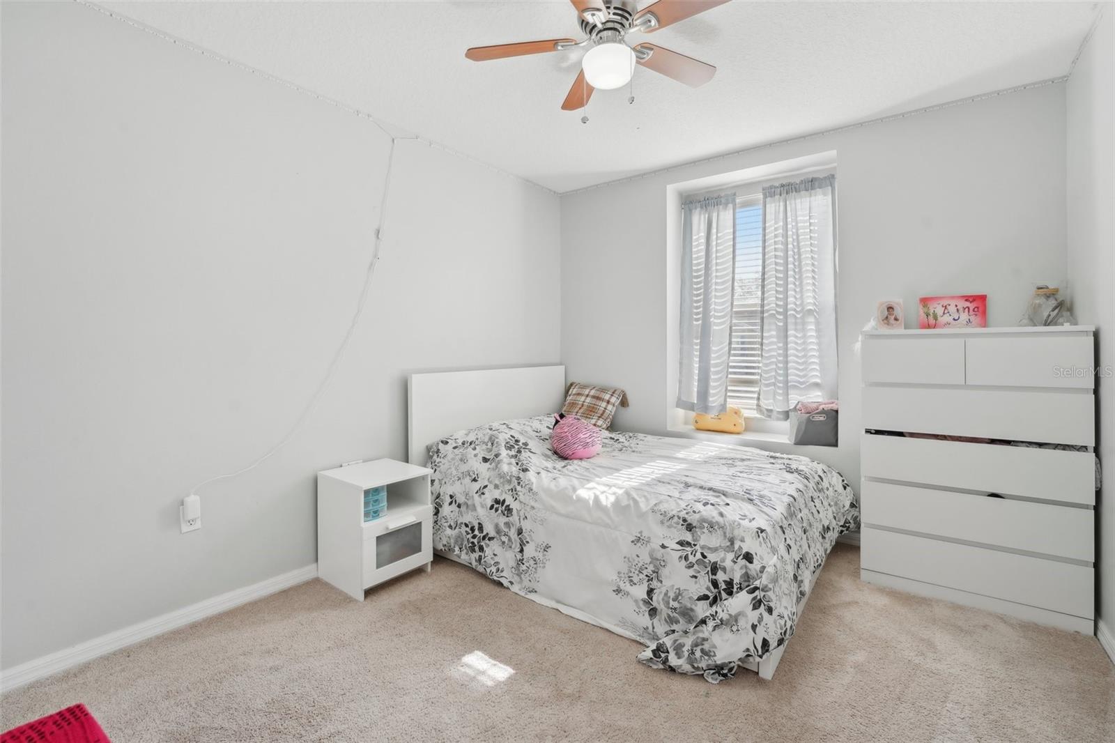 Listing photo id 27 for 5302 Aloha Seed Drive