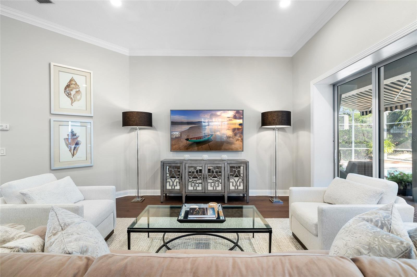 Listing photo id 11 for 16629 Sedona De Avila