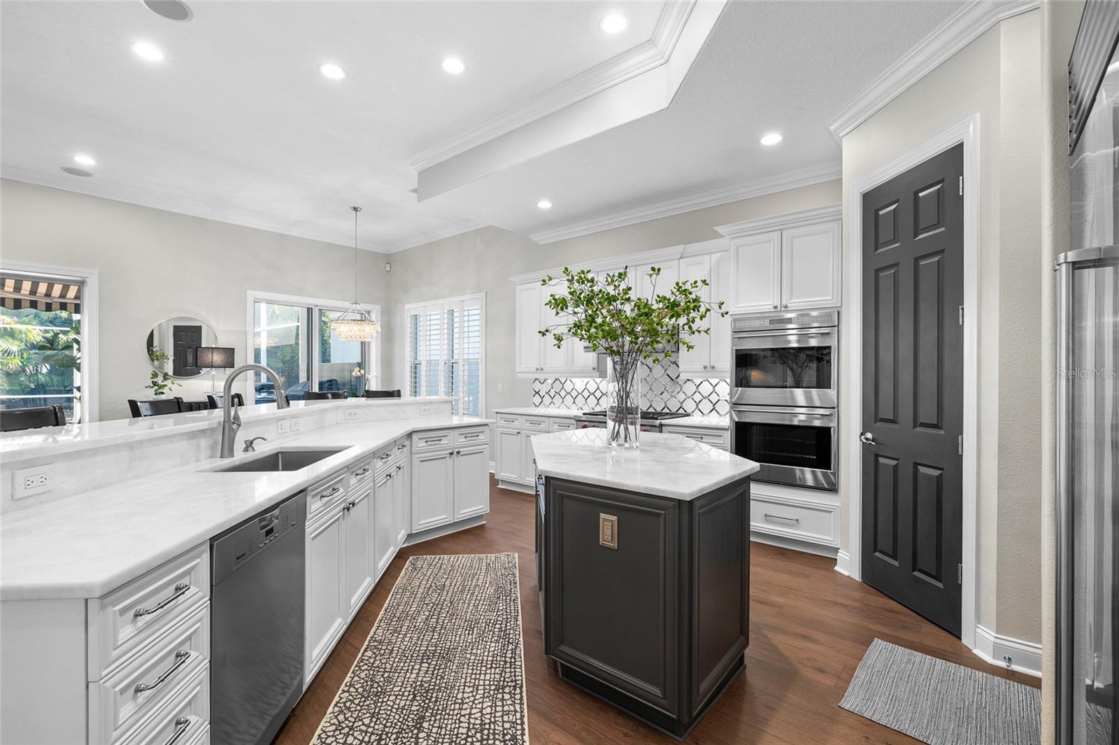 Listing photo id 15 for 16629 Sedona De Avila