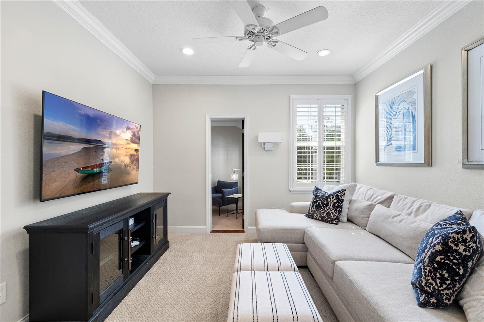 Listing photo id 30 for 16629 Sedona De Avila
