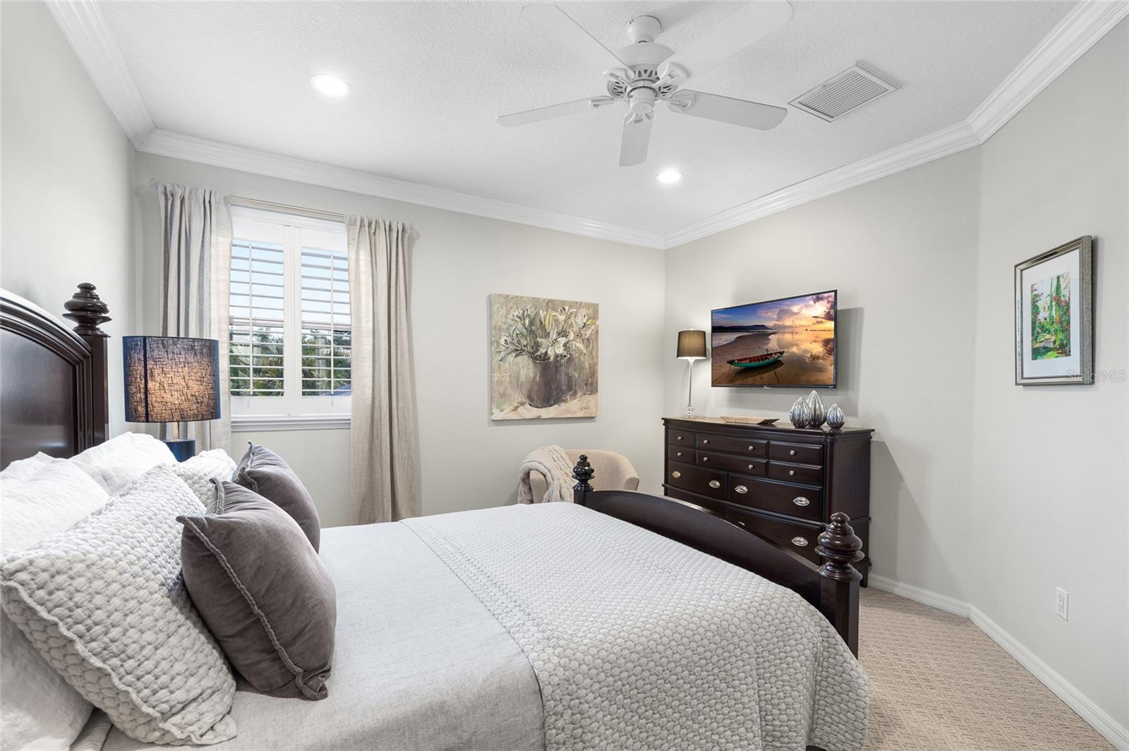 Listing photo id 36 for 16629 Sedona De Avila
