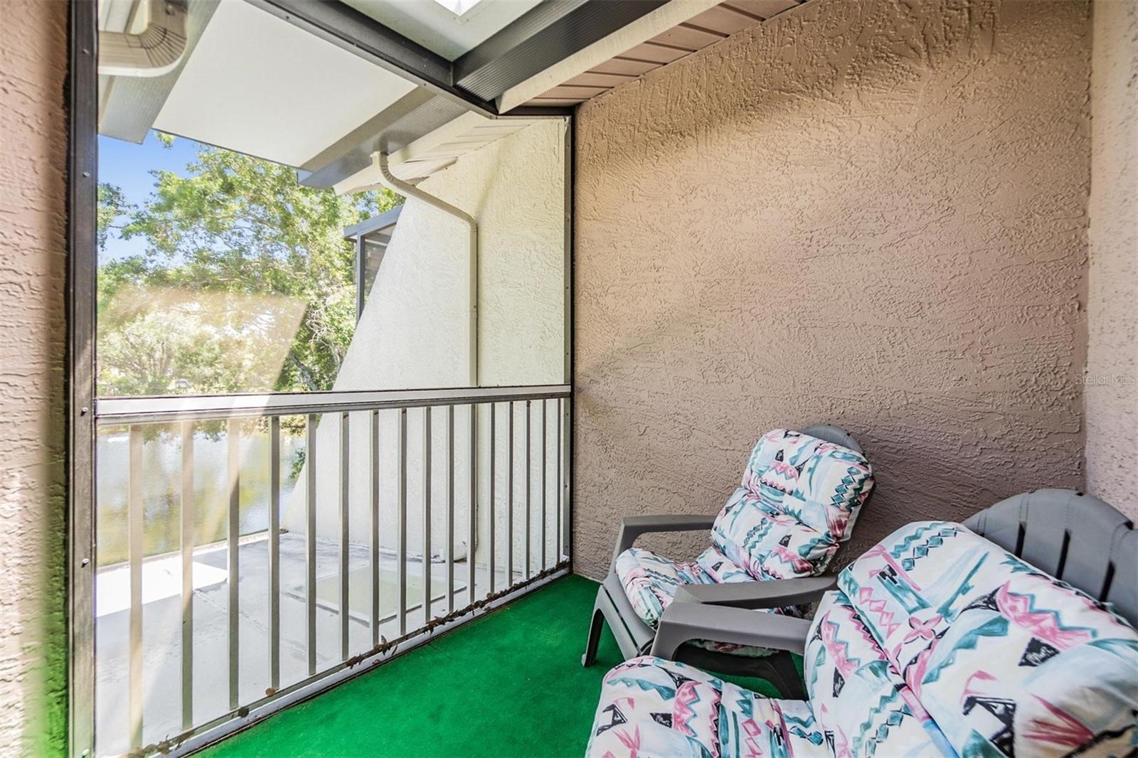 Image 21 of 57 For 486 Lakeview Drive 54