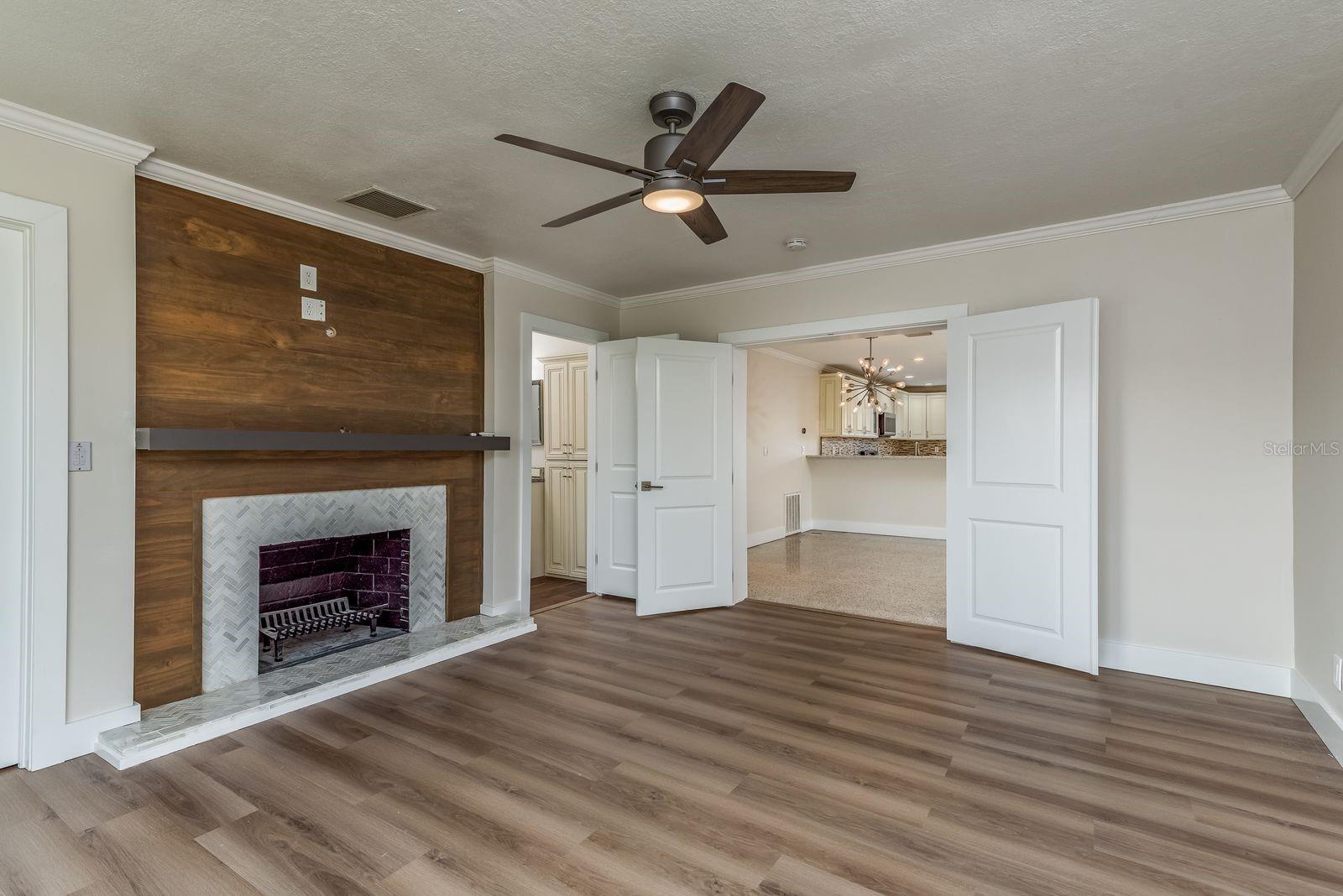 Image 18 of 50 For 8721 Bay Crest Lane