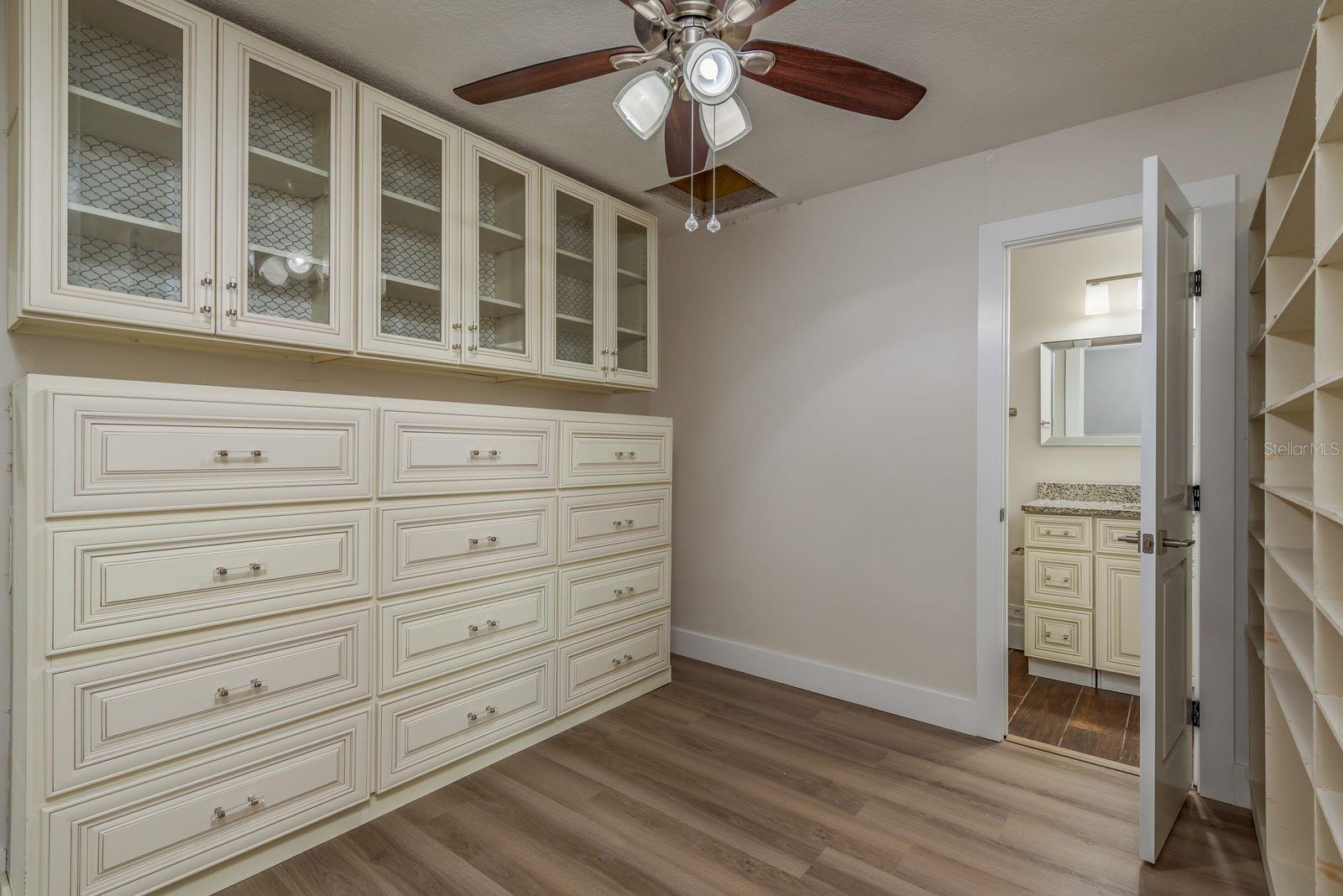 Image 20 of 50 For 8721 Bay Crest Lane