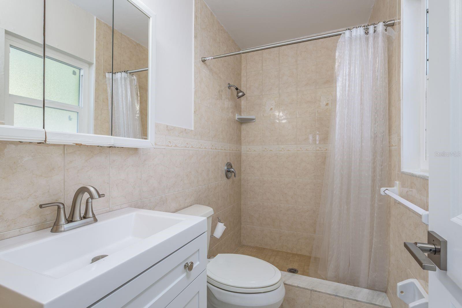 Image 27 of 50 For 8721 Bay Crest Lane