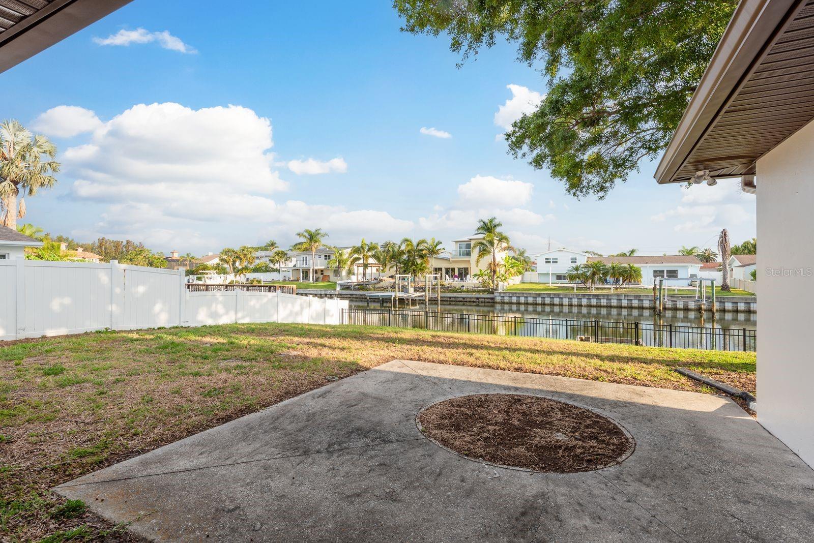 Image 30 of 50 For 8721 Bay Crest Lane