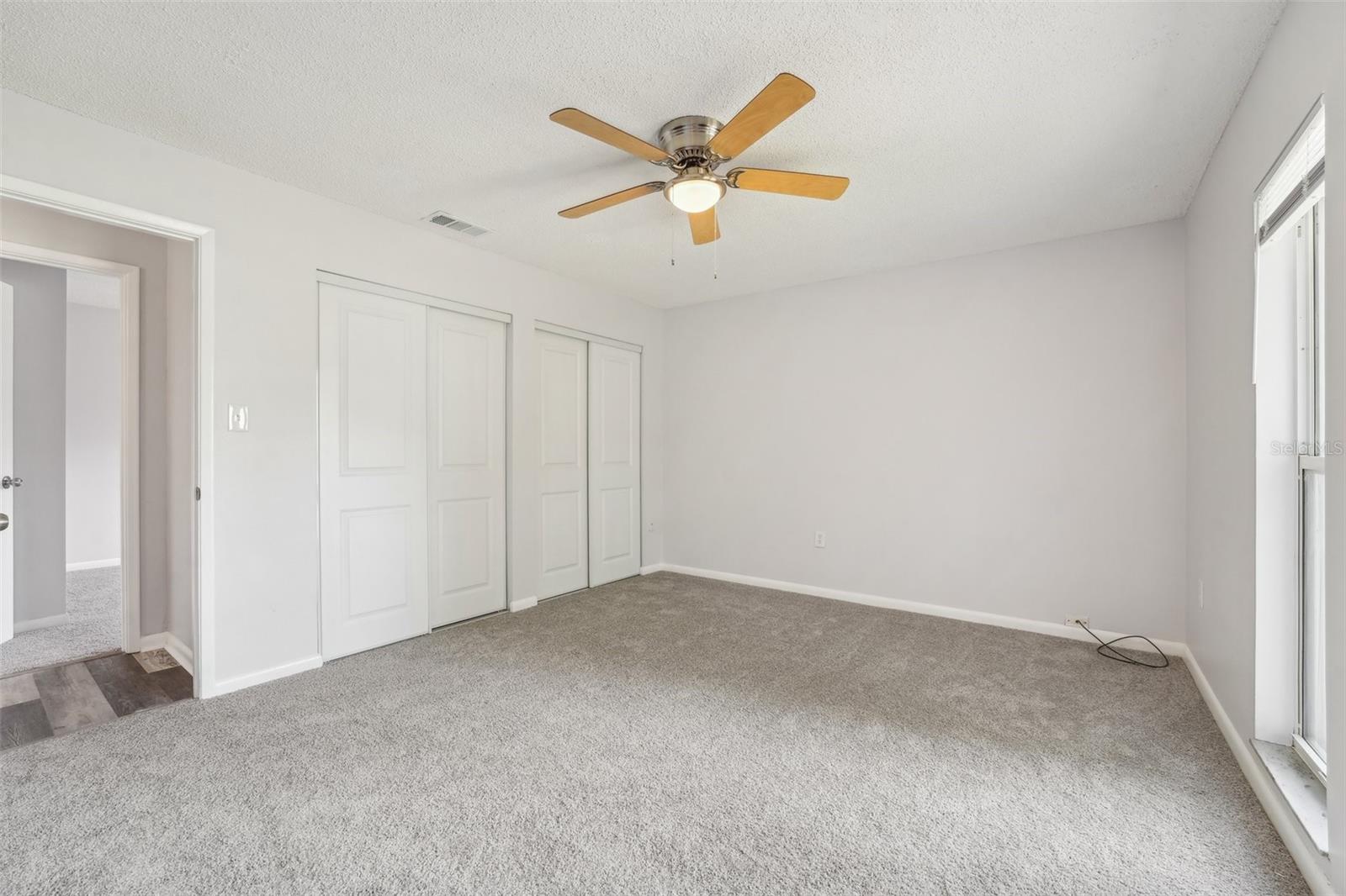 Image 22 of 51 For 1517 Country Ridge Drive
