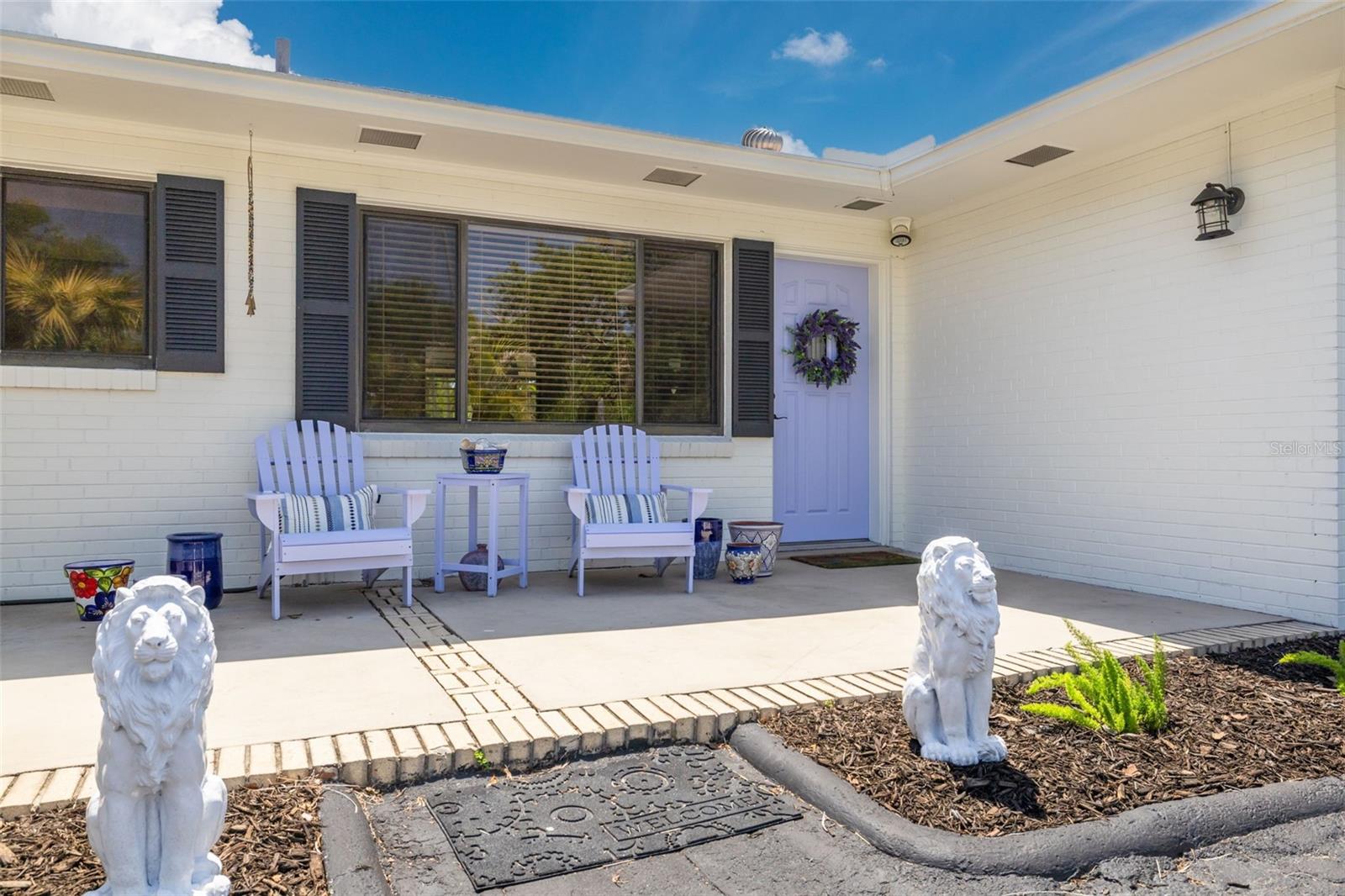 Listing photo id 9 for 225 Cevera Drive