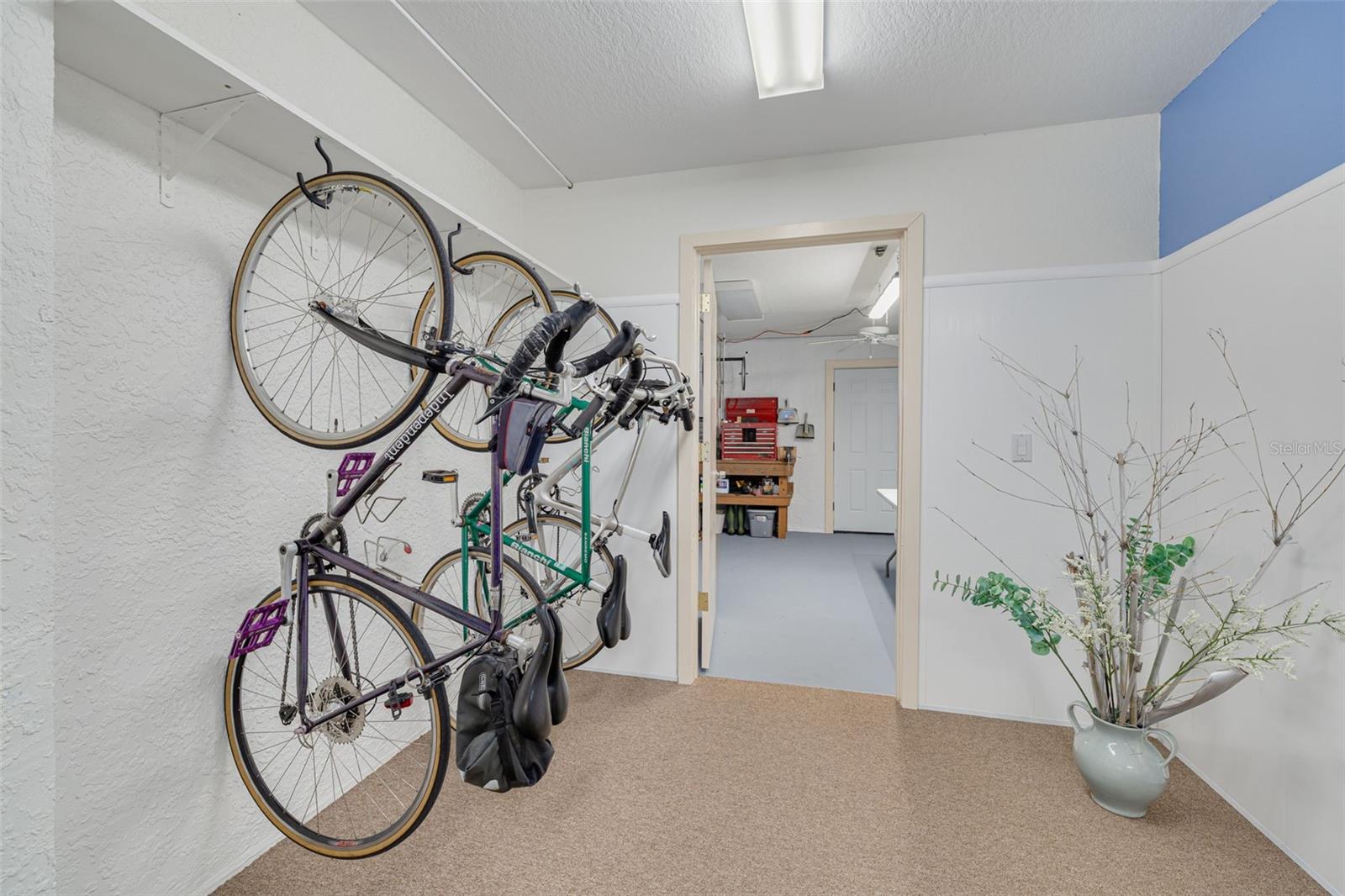 Image 63 of 76 For 2613 59th Street S