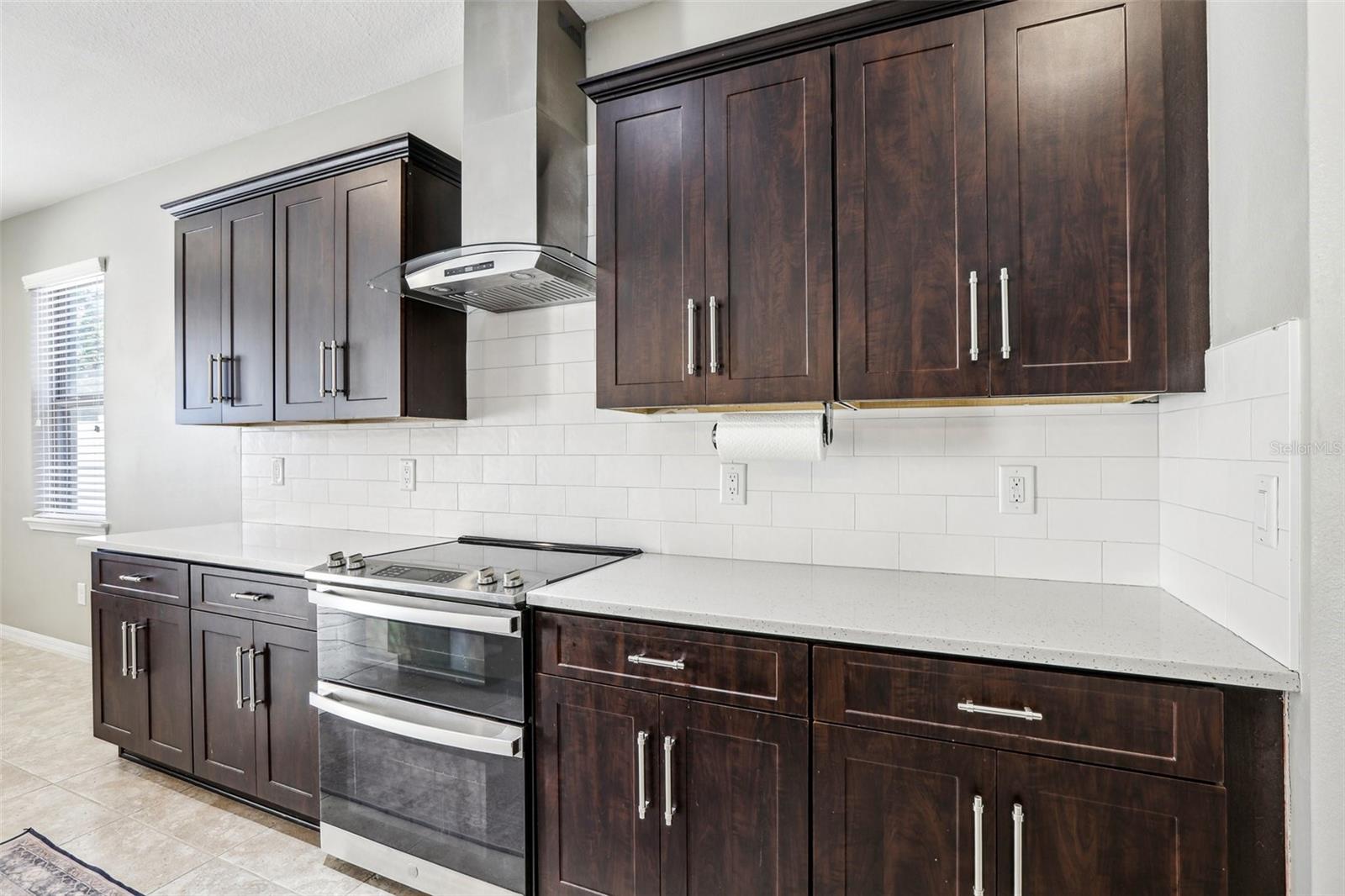 Image 21 of 66 For 2127 Landside Drive