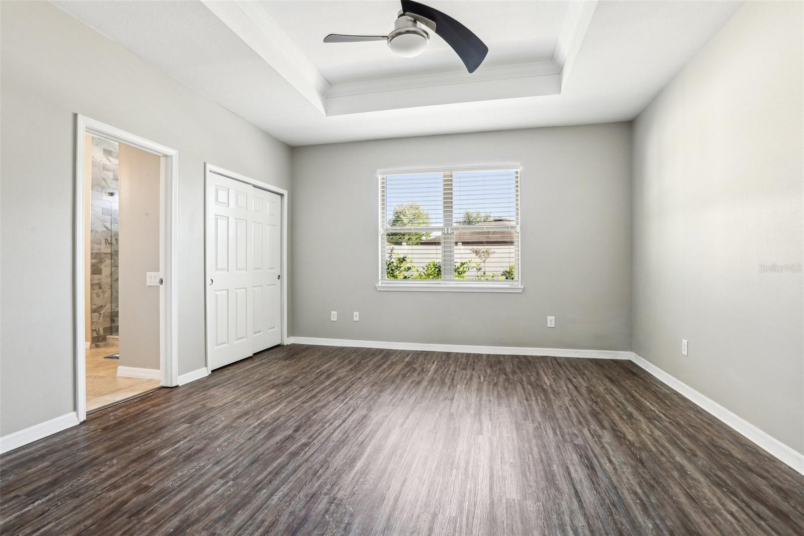 Image 35 of 66 For 2127 Landside Drive