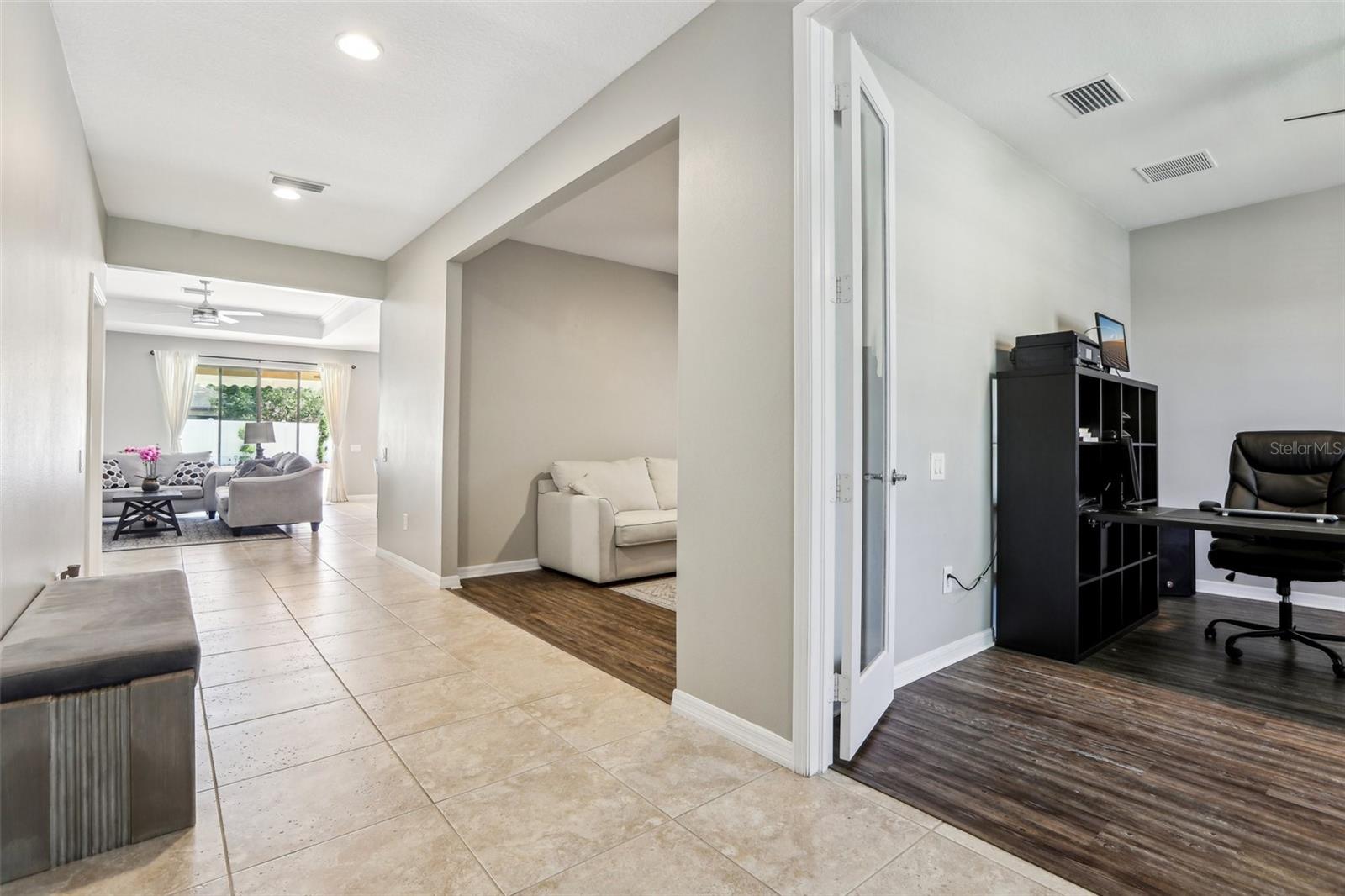 Image 8 of 66 For 2127 Landside Drive