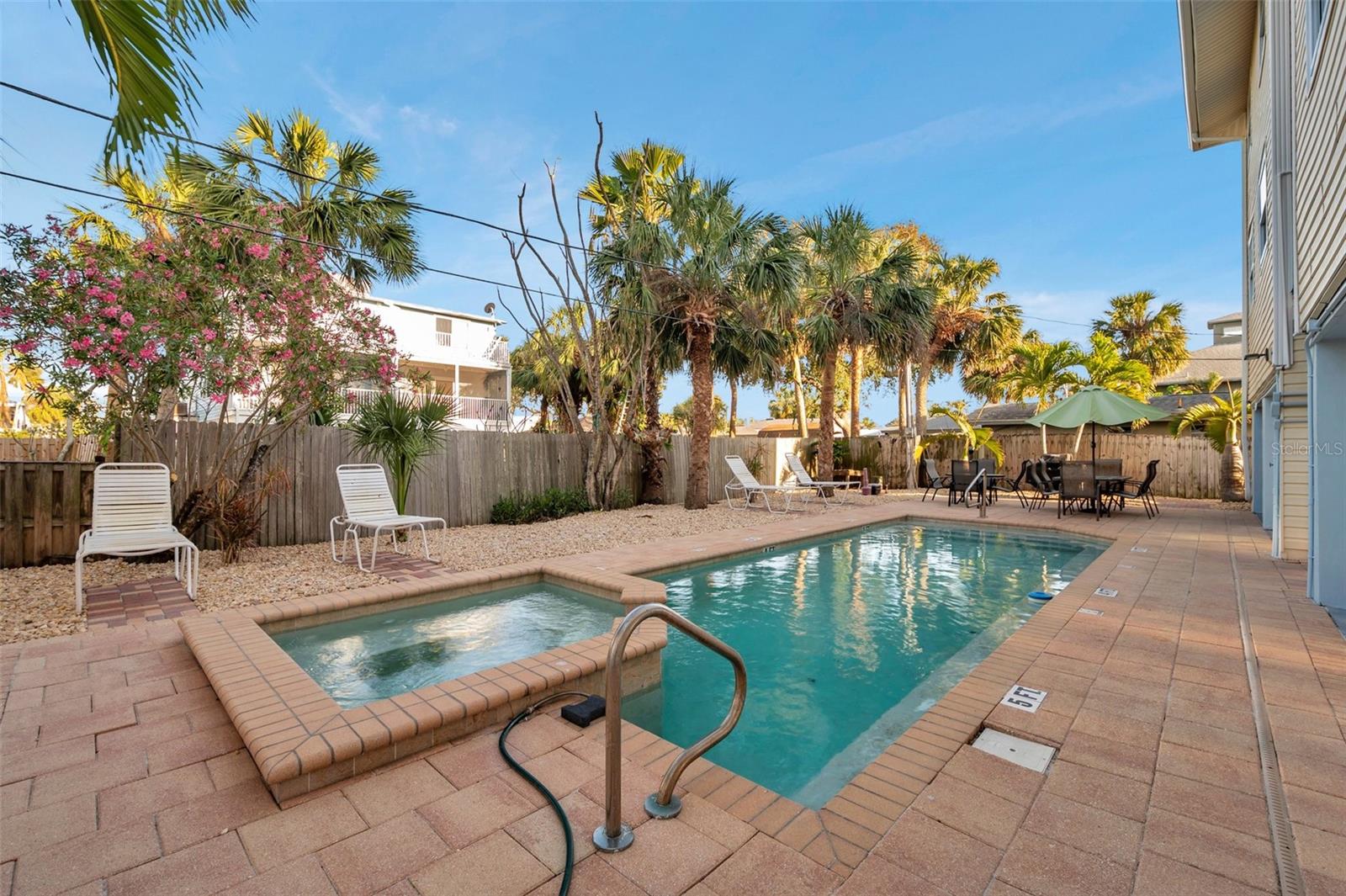 Image 60 of 74 For 1809 Gulf Boulevard
